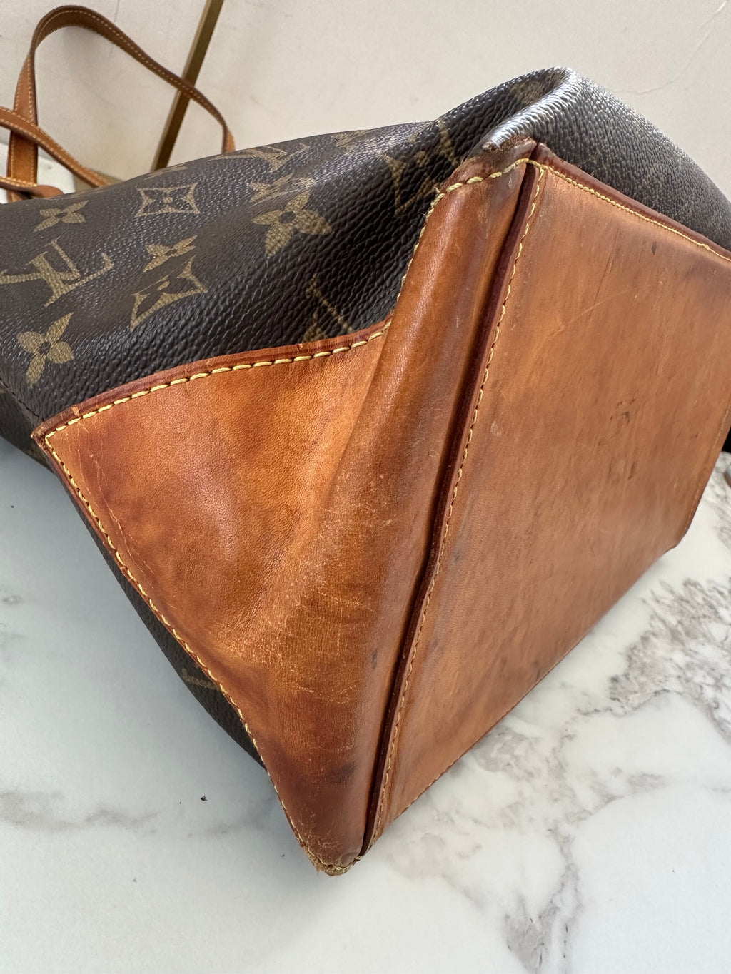 Louis Vuitton Cabas Mezzo