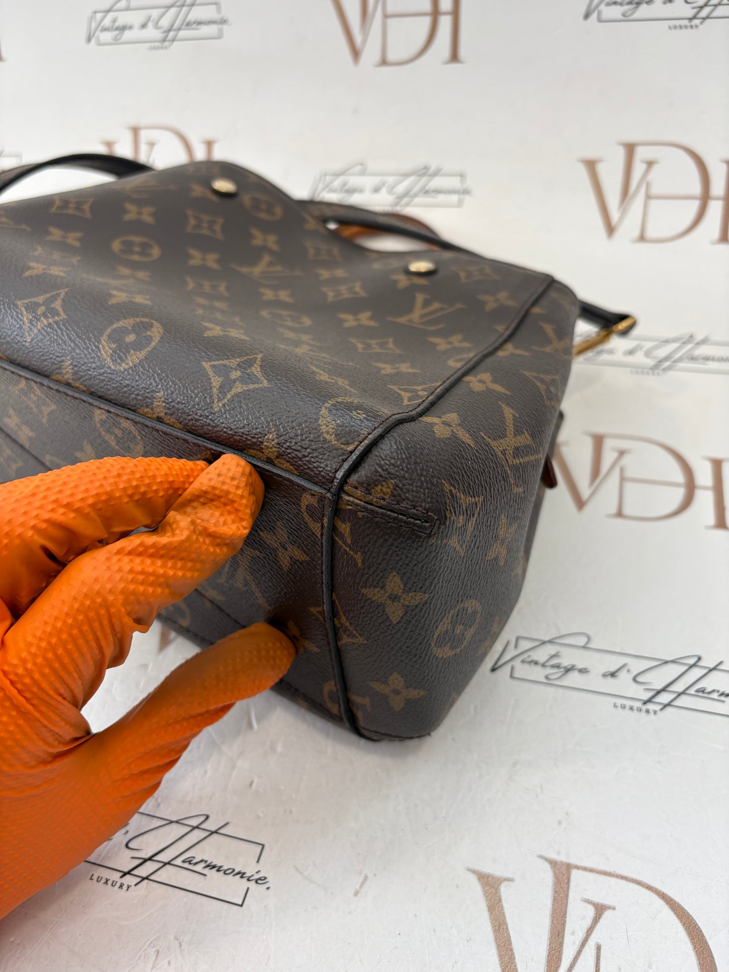 384111 - Louis Vuitton Montaigne BB
