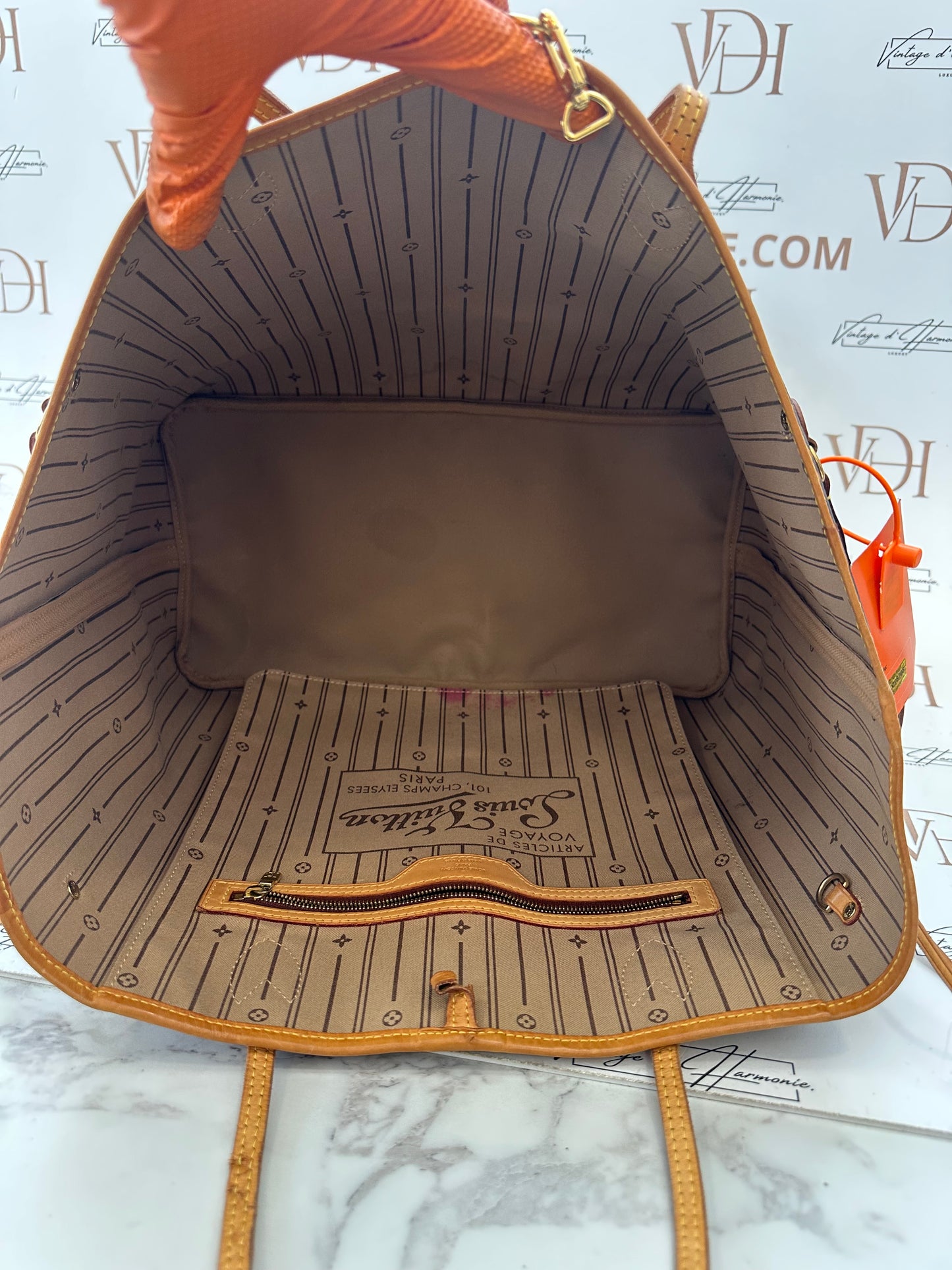 018708 - Louis Vuitton Neverfull GM