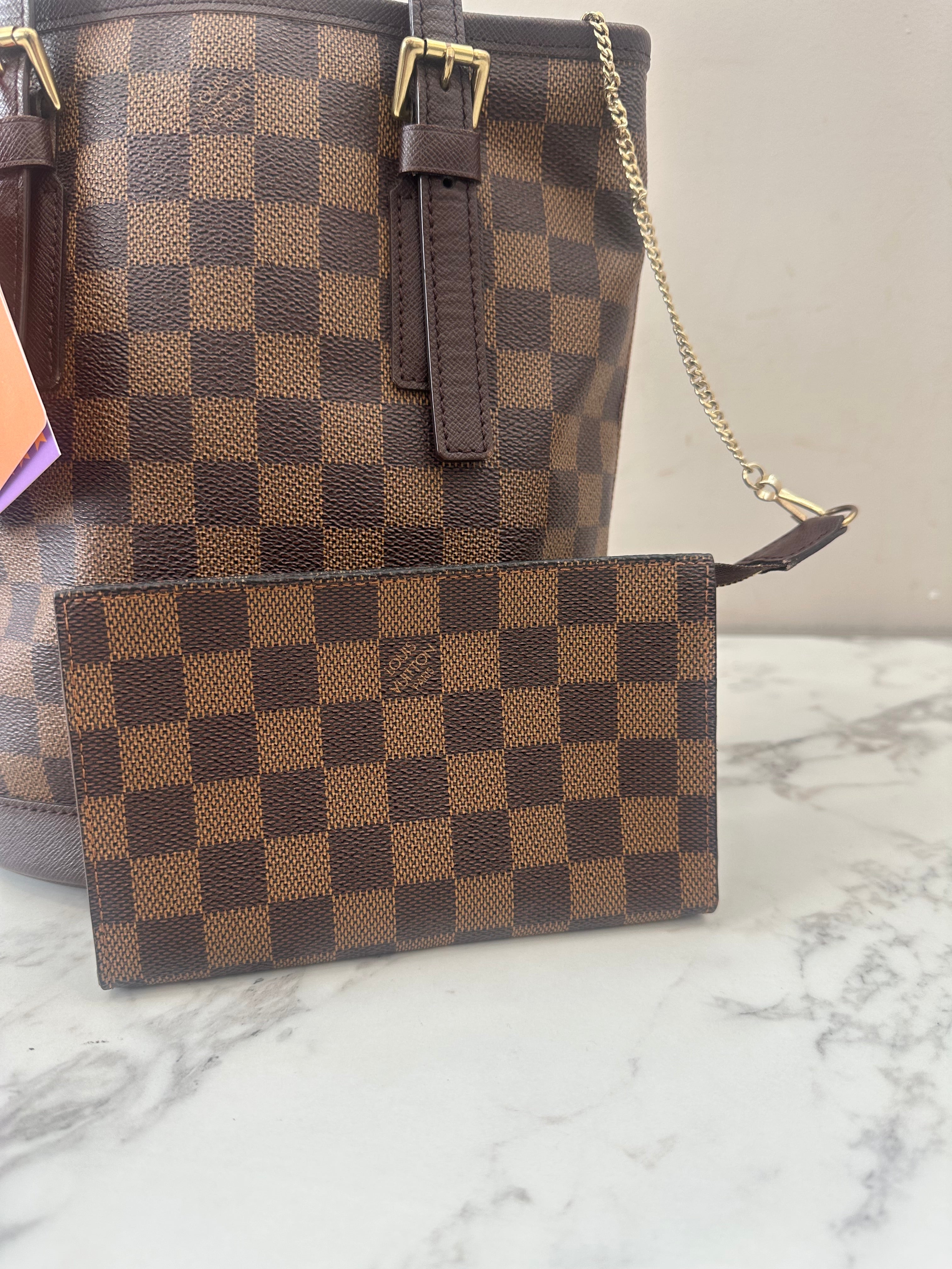 Louis Vuitton Marais Damier Ebene