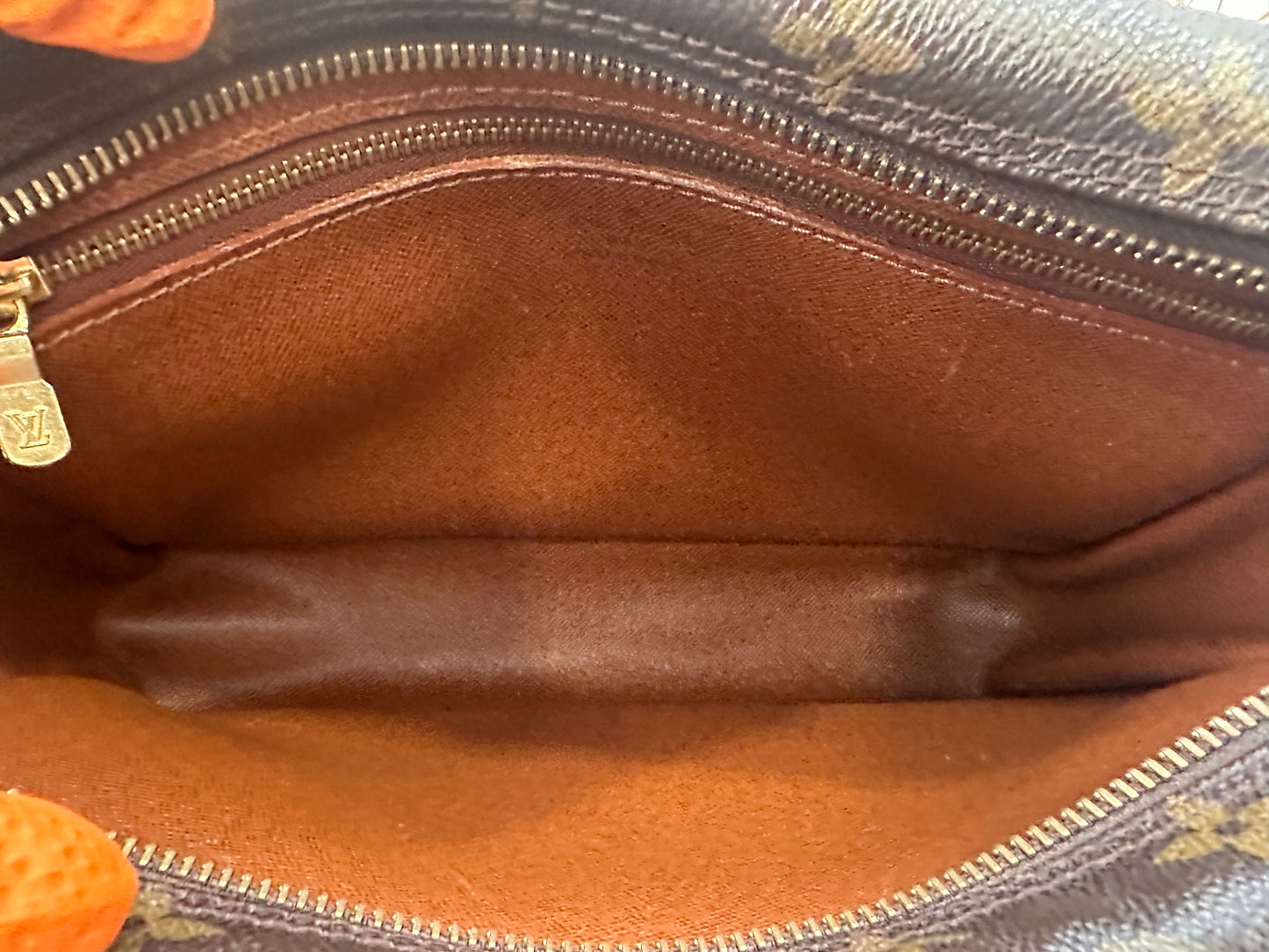 017786 - Louis Vuitton Trocadero 27