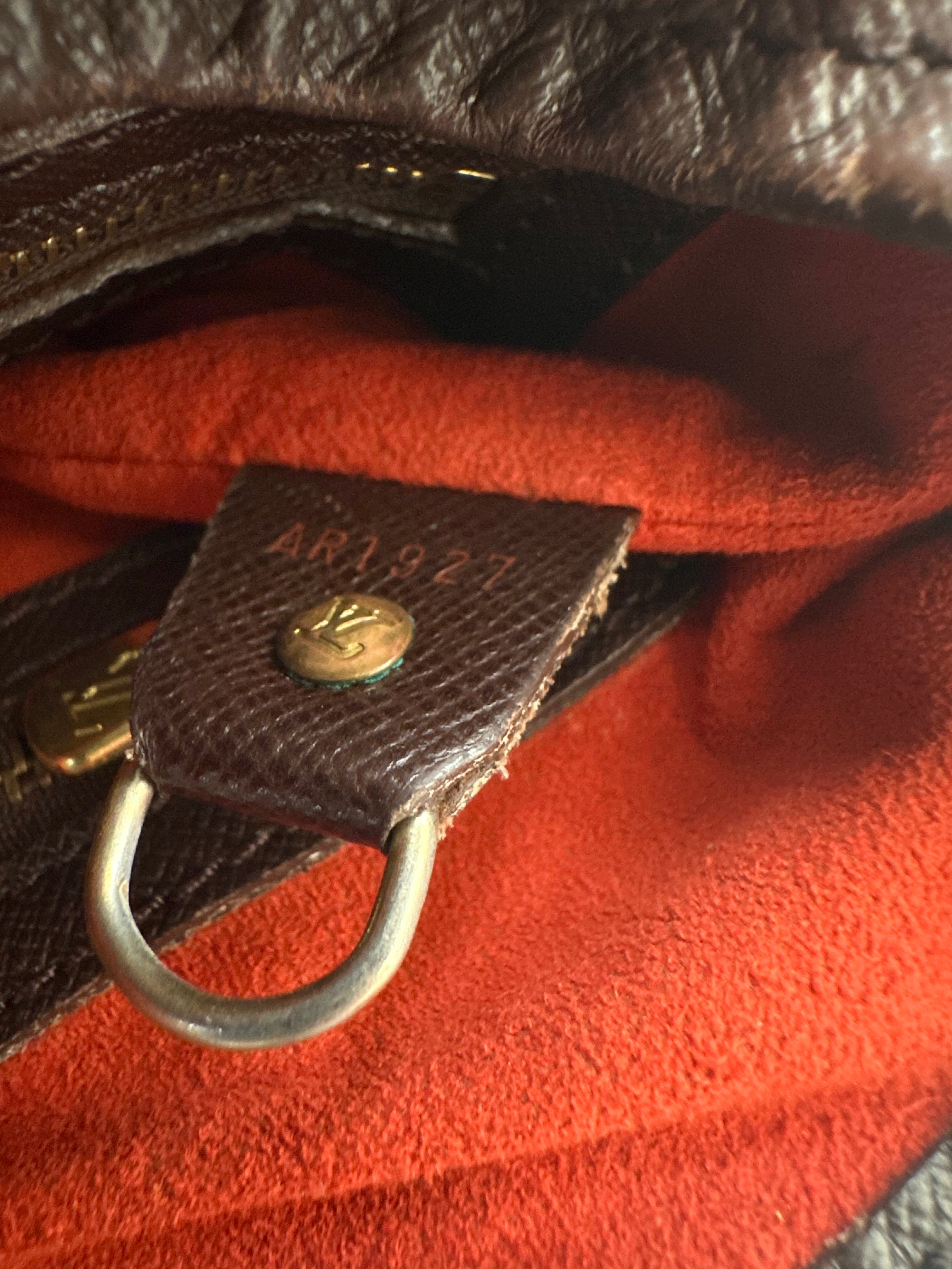 Louis Vuitton Marais