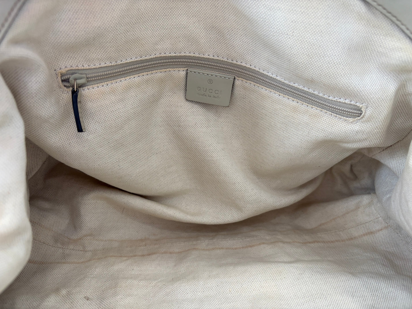 201052 - Gucci Sukey
