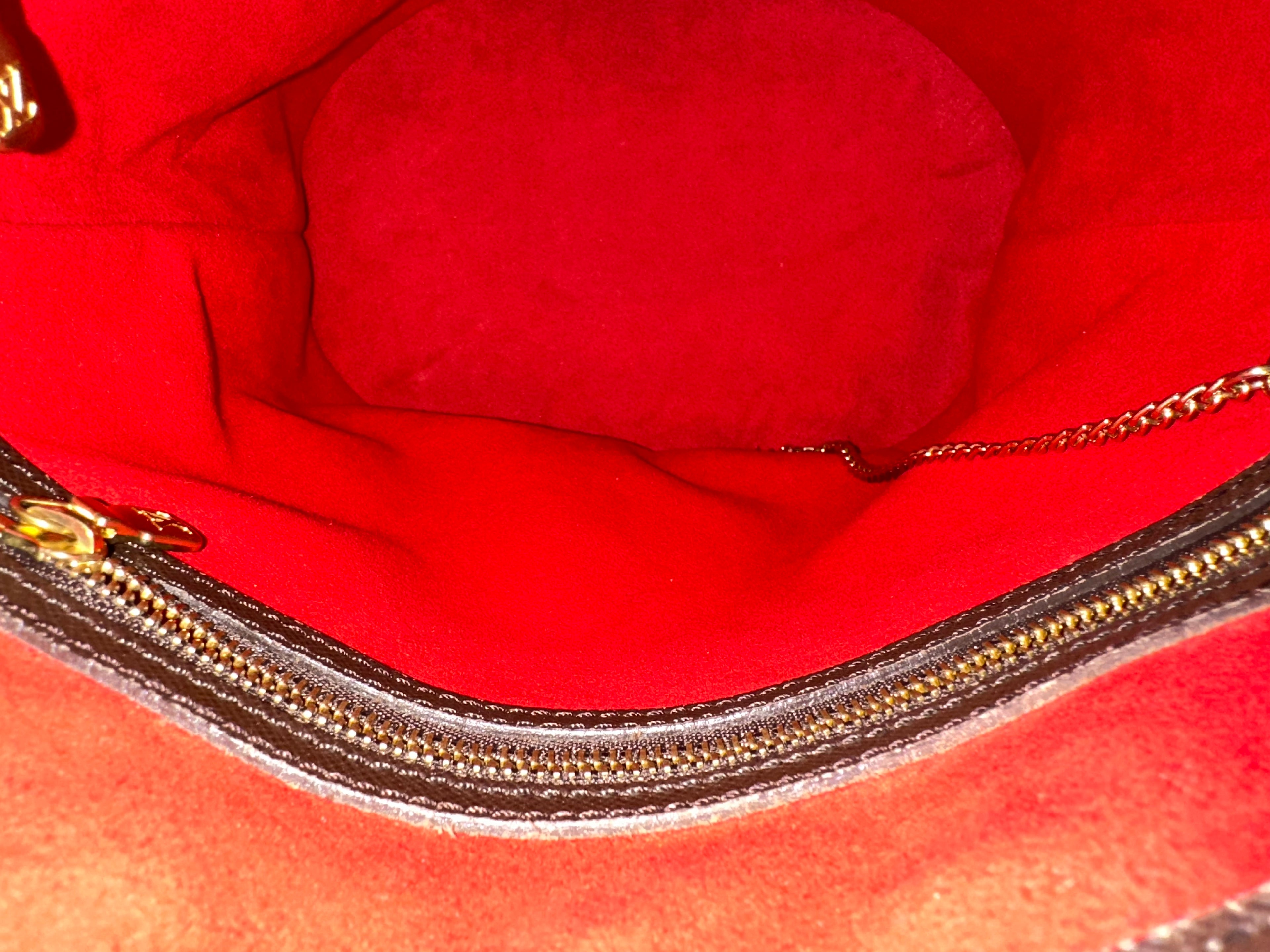 Louis Vuitton Marais Damier Ebene