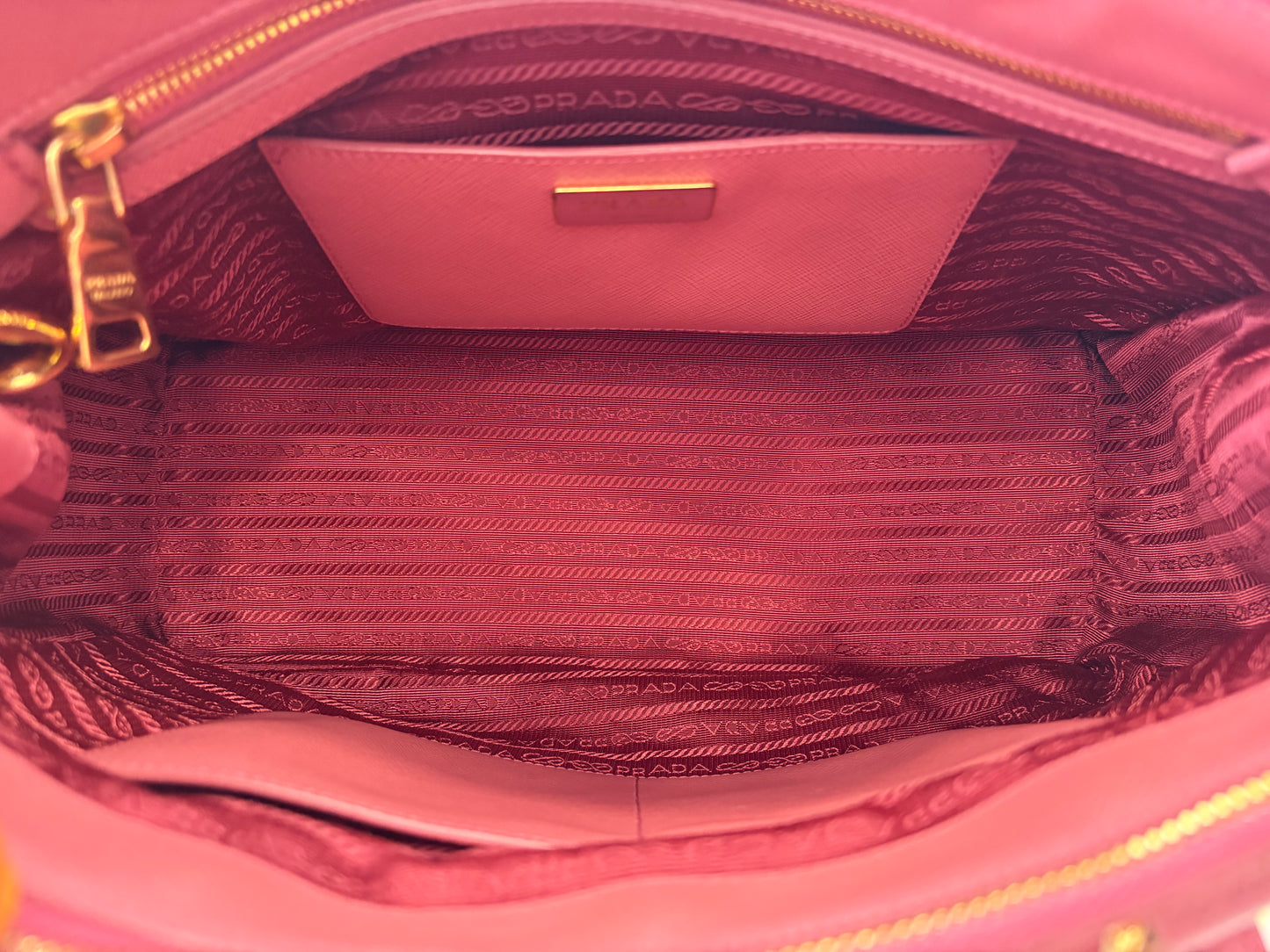 201010 - Prada Galleria Pink