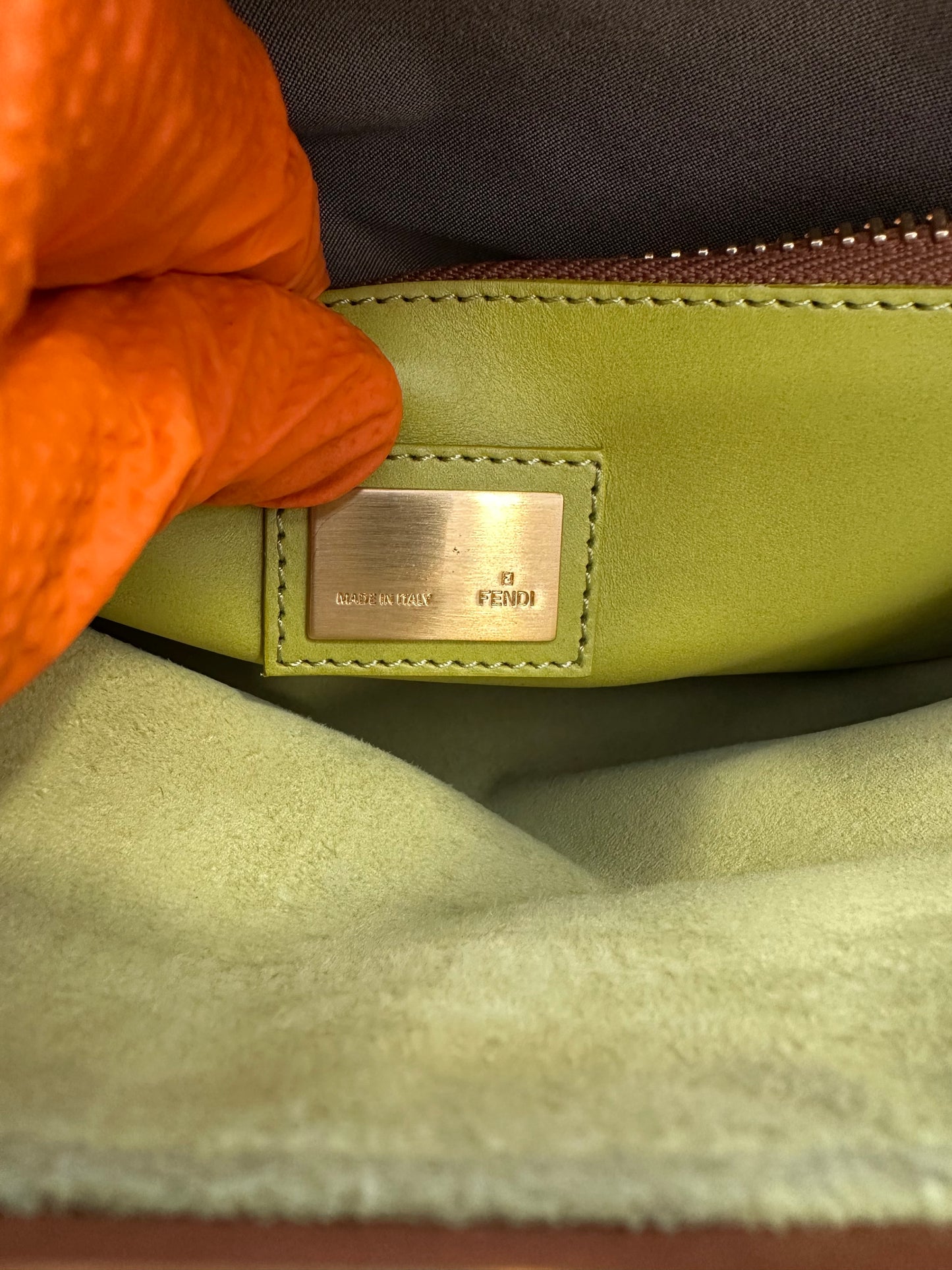 102701 - Fendi Peekaboo