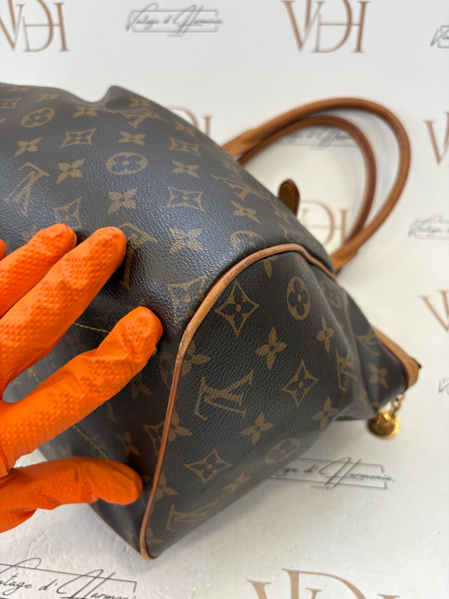 201401 - Louis Vuitton Tivoli