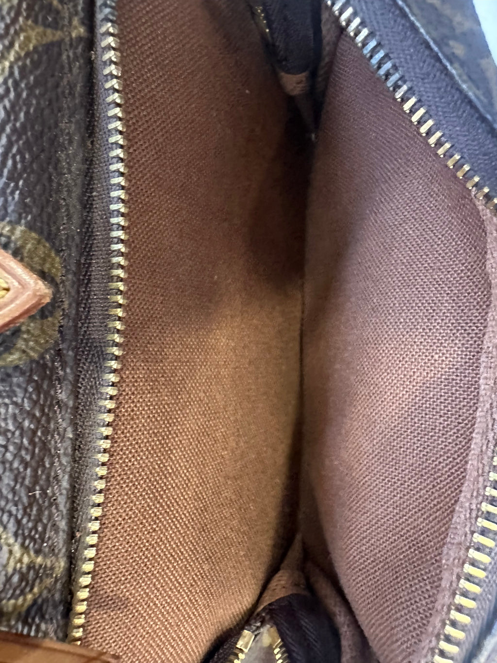 Louis Vuitton Montsouris MM