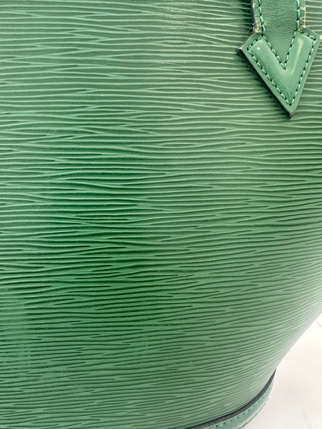 Louis Vuitton Green Epi Saint jacques