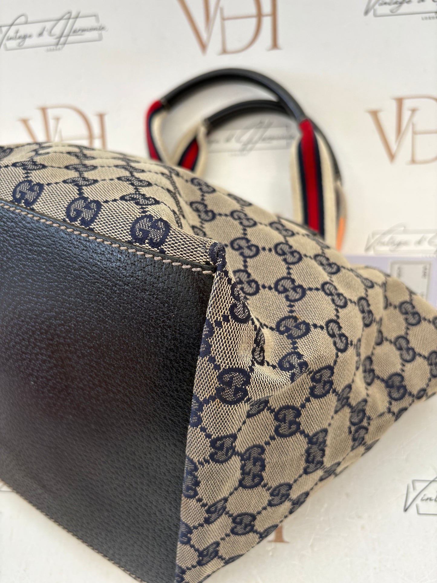 200951 - Gucci