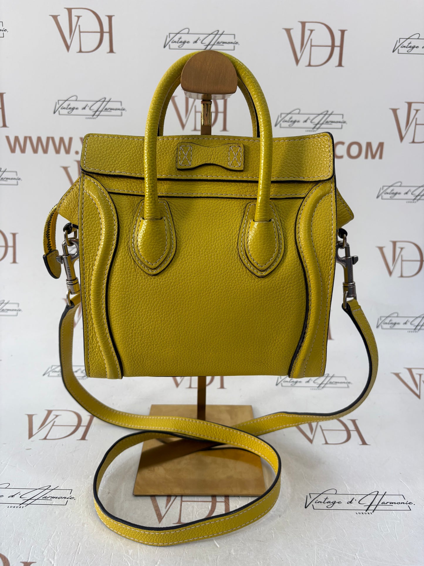 383406 - Céline Luggage