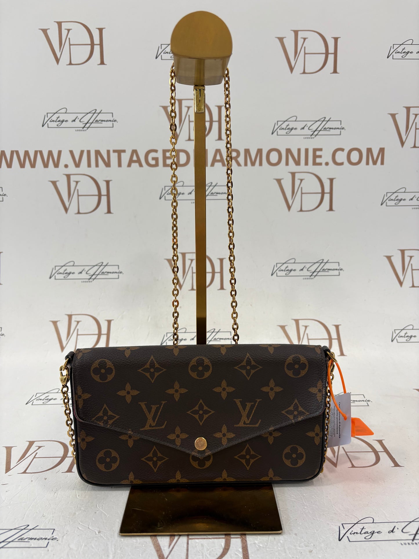 201586 - Louis Vuitton Felicie