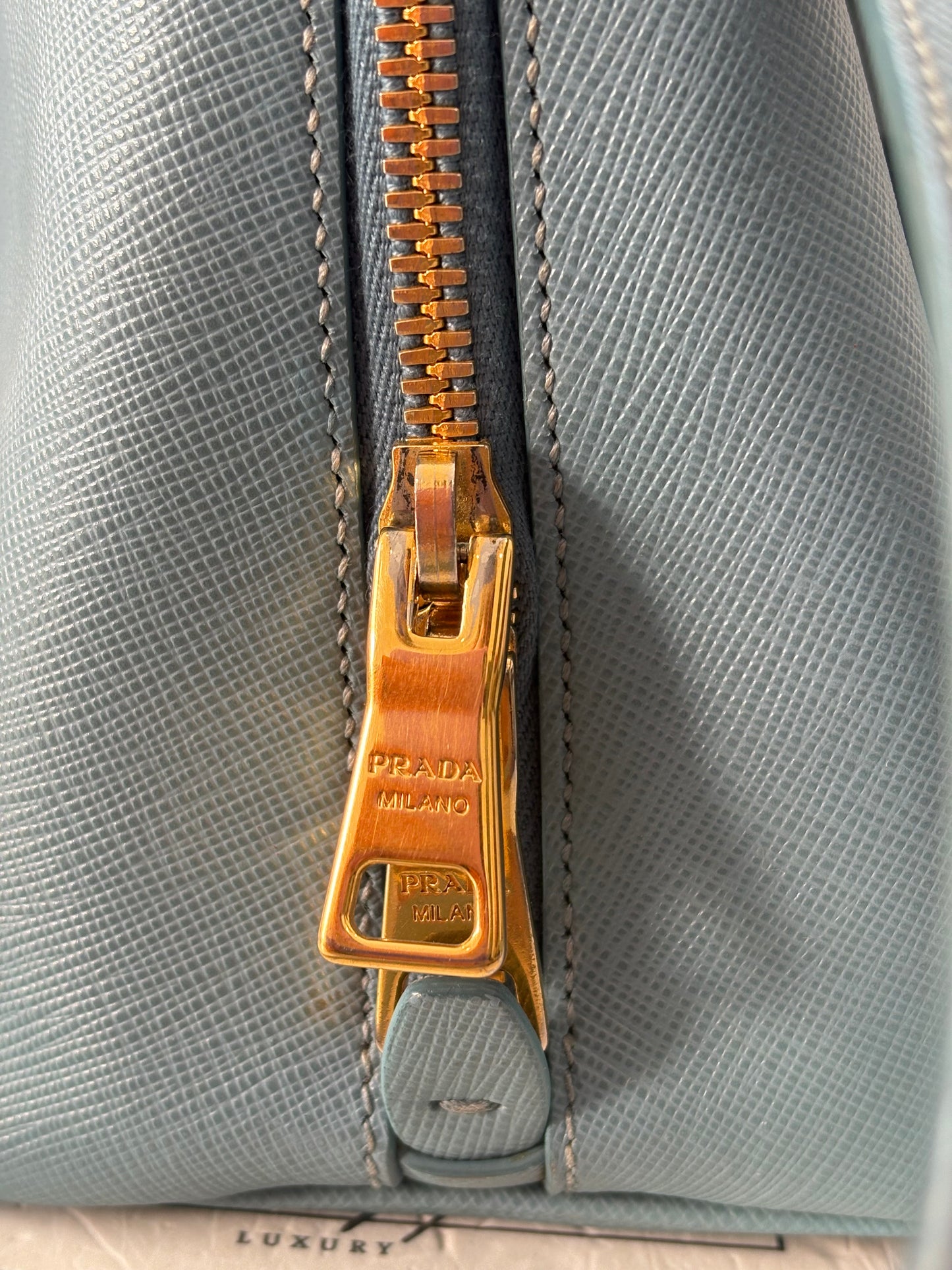 383949 - Prada Promenate