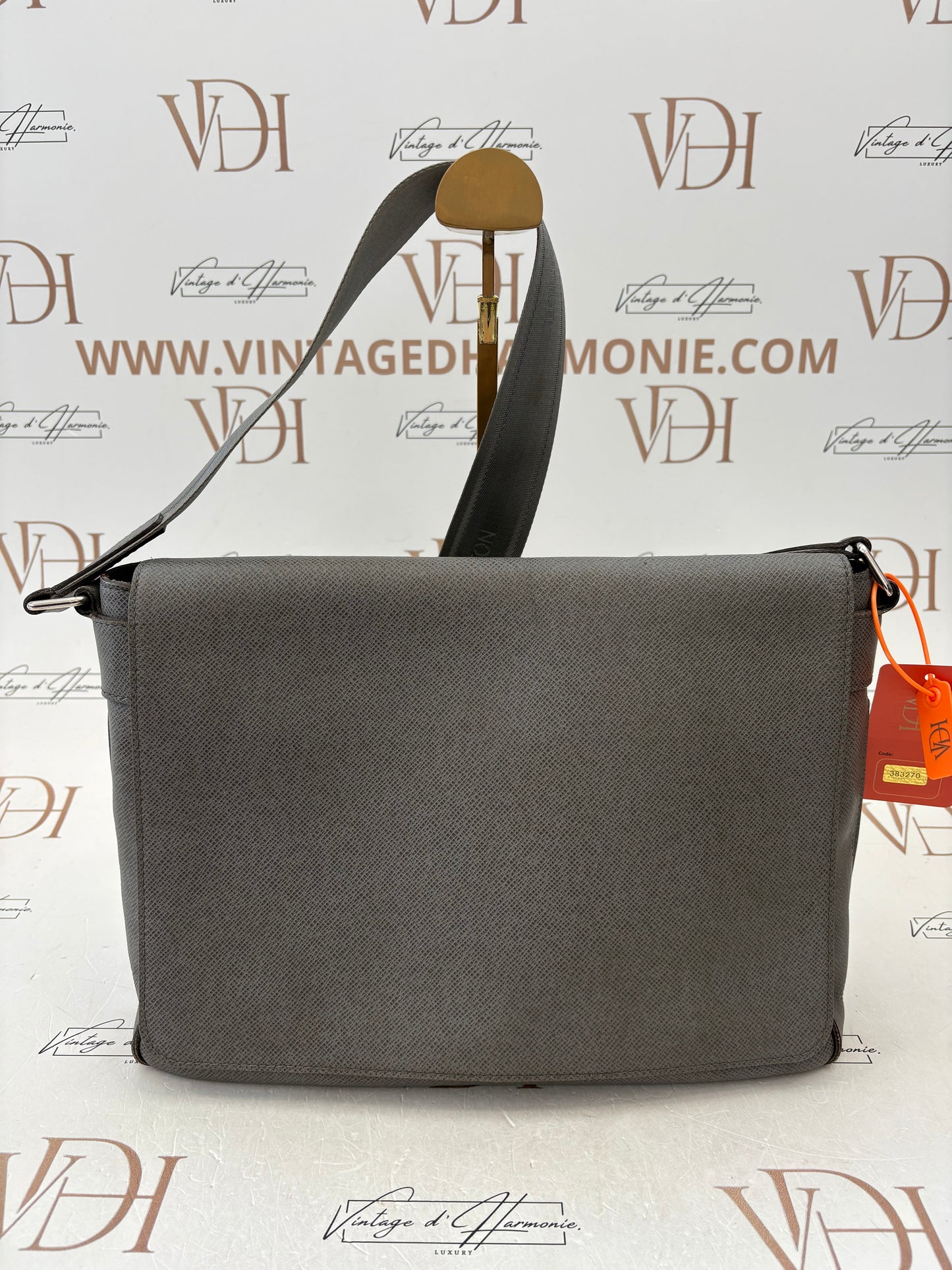 383270 - Louis Vuitton Roman
