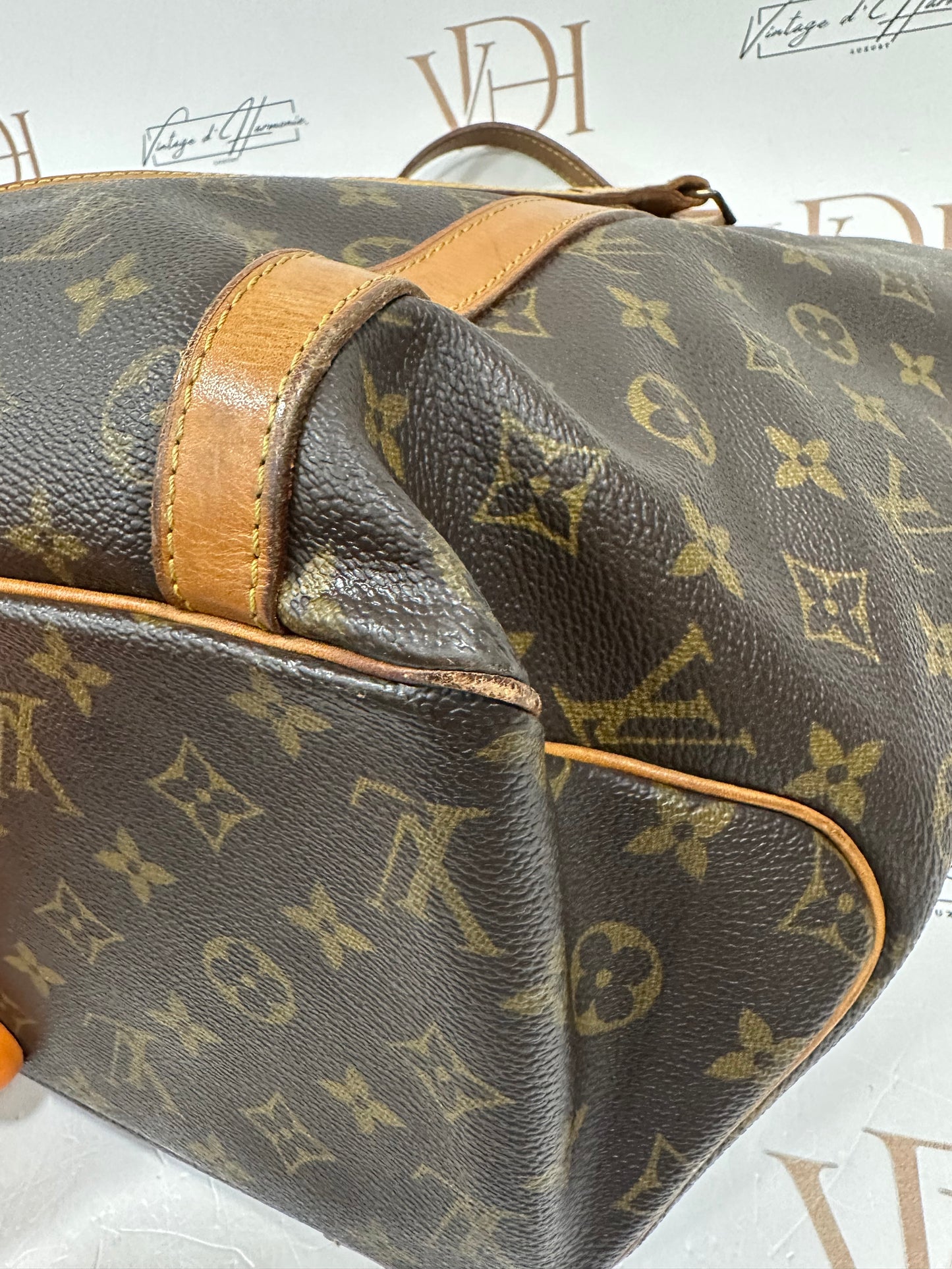017915 - Louis Vuitton Sac Shopping