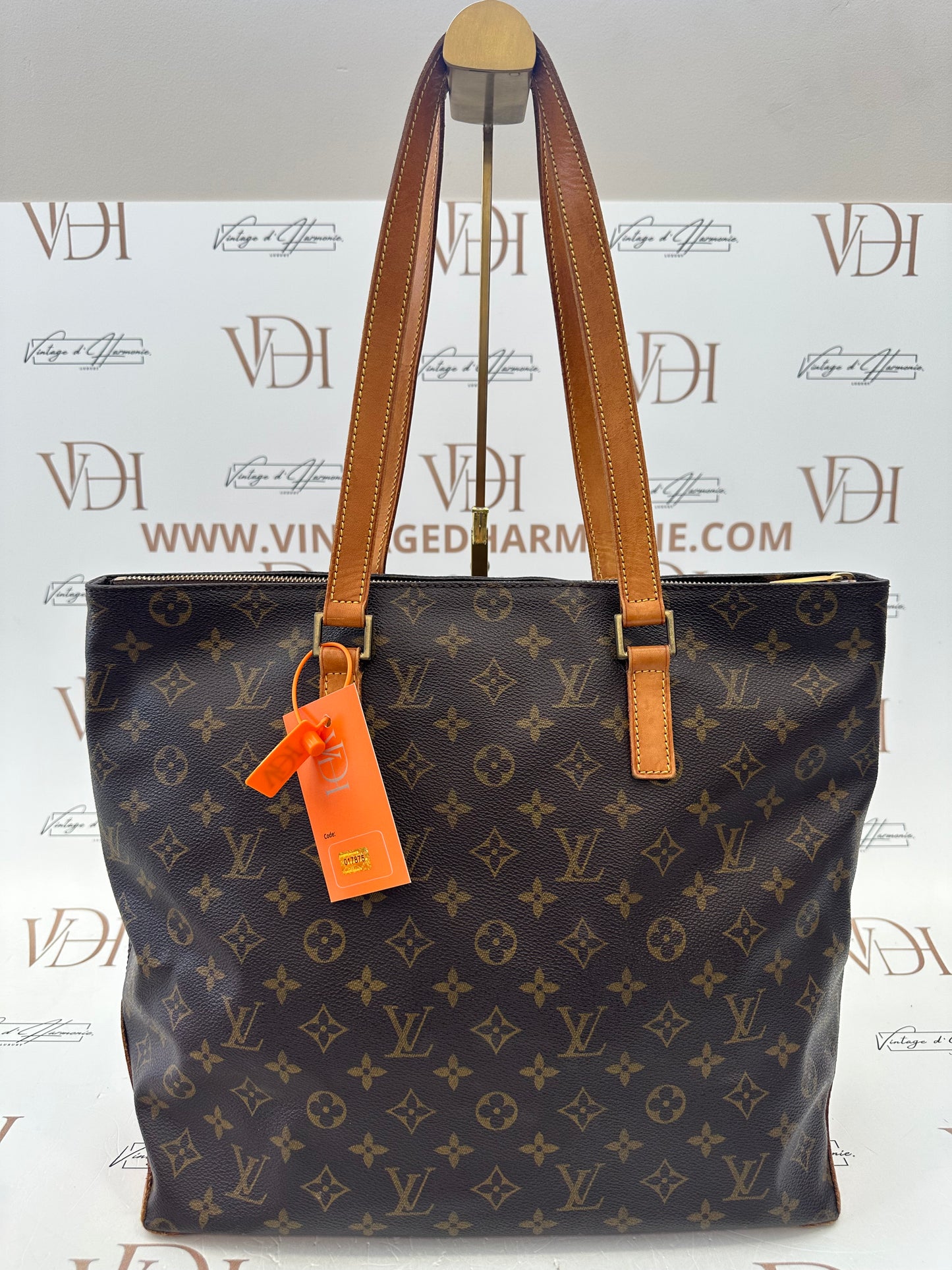 017875 - Louis Vuitton Cabas Mezzo