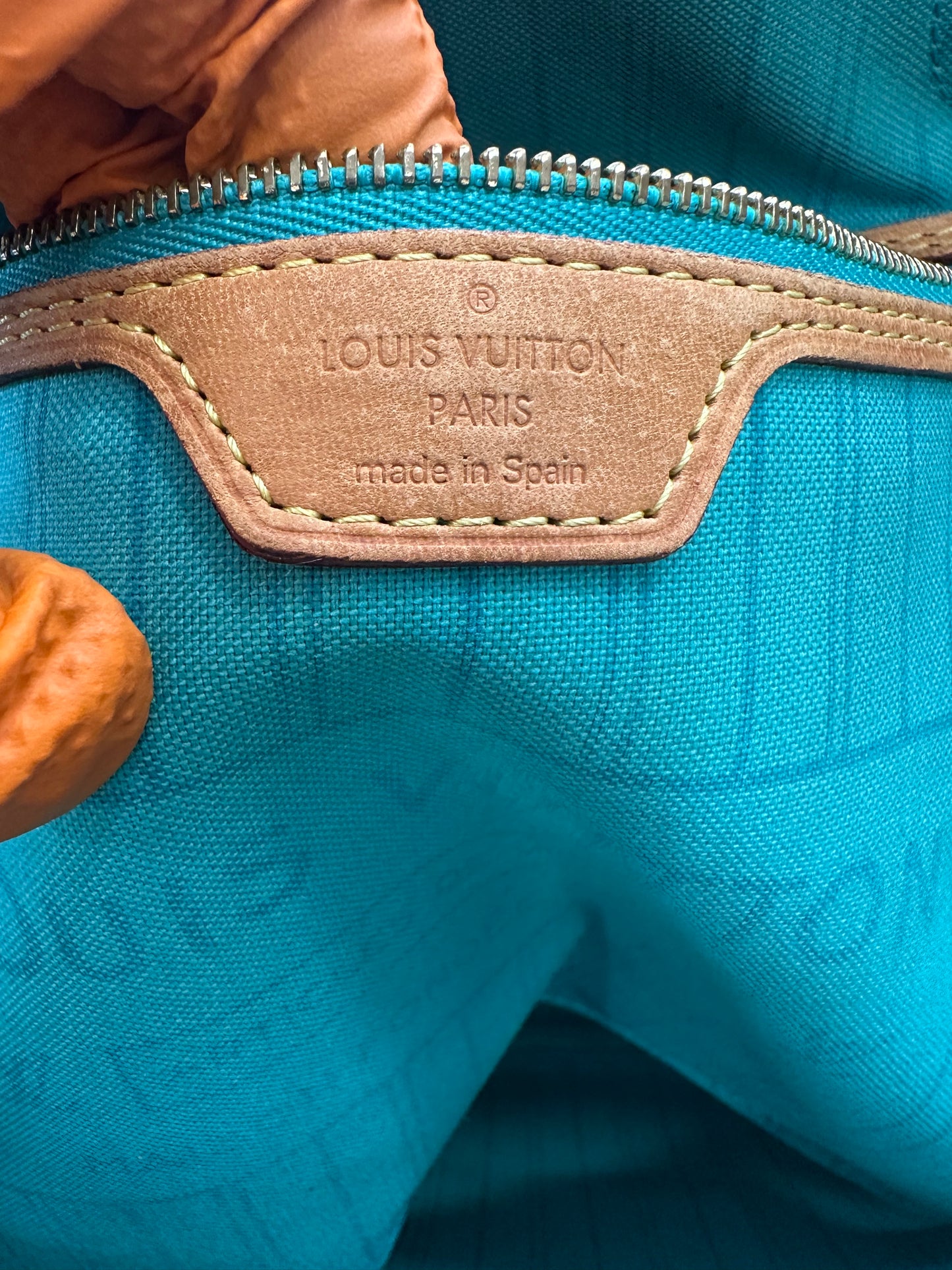 382264 - Louis Vuitton Neverfull