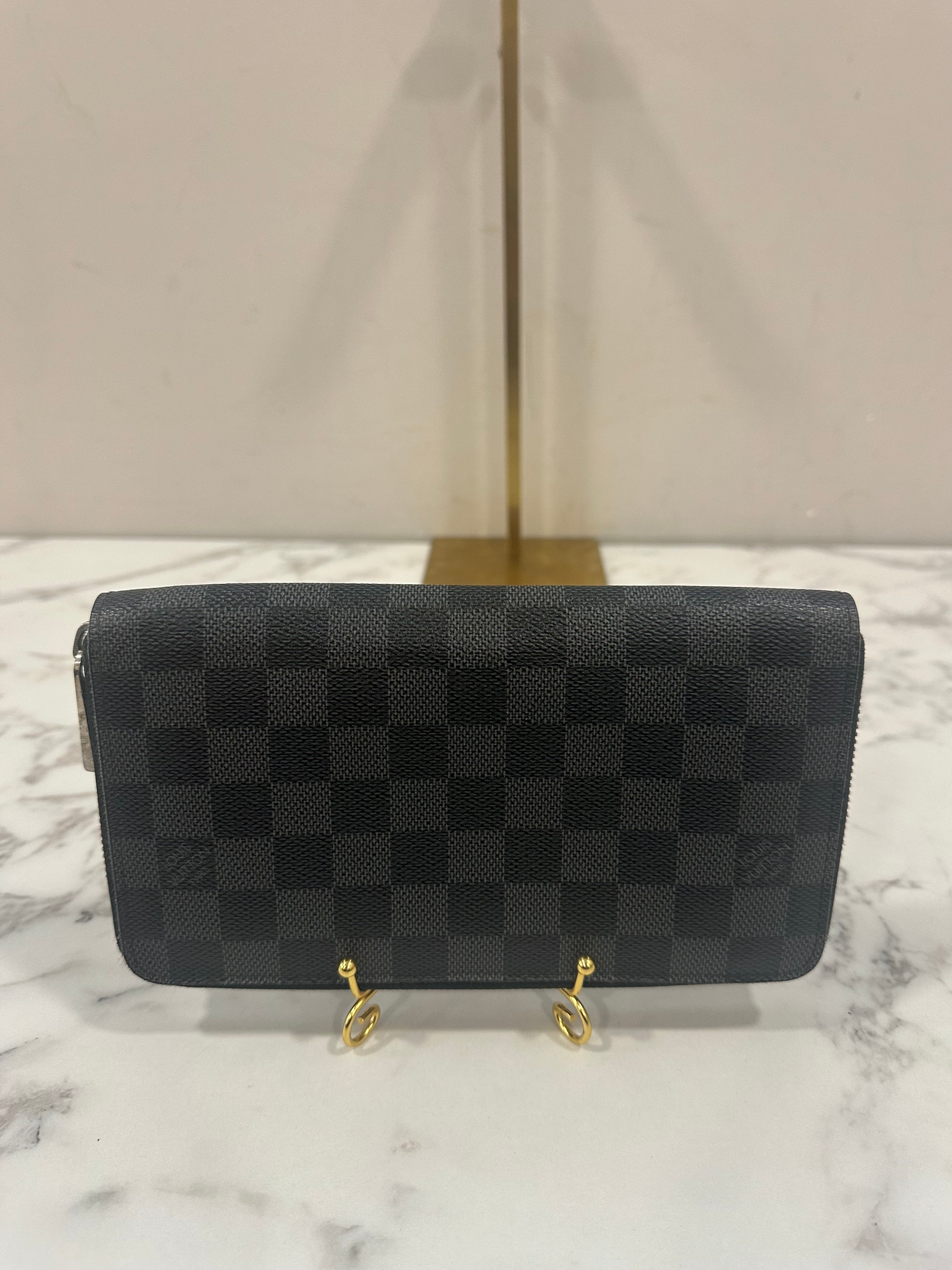 Louis Vuitton Zippy Graphite
