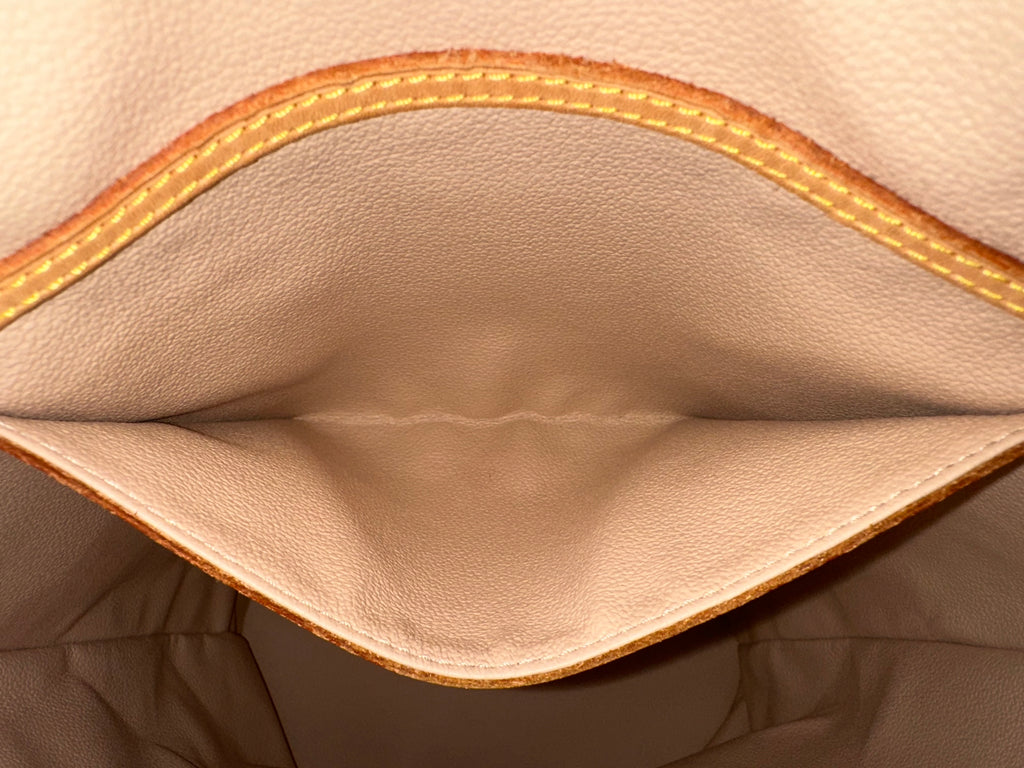 Louis Vuitton Bucket GM