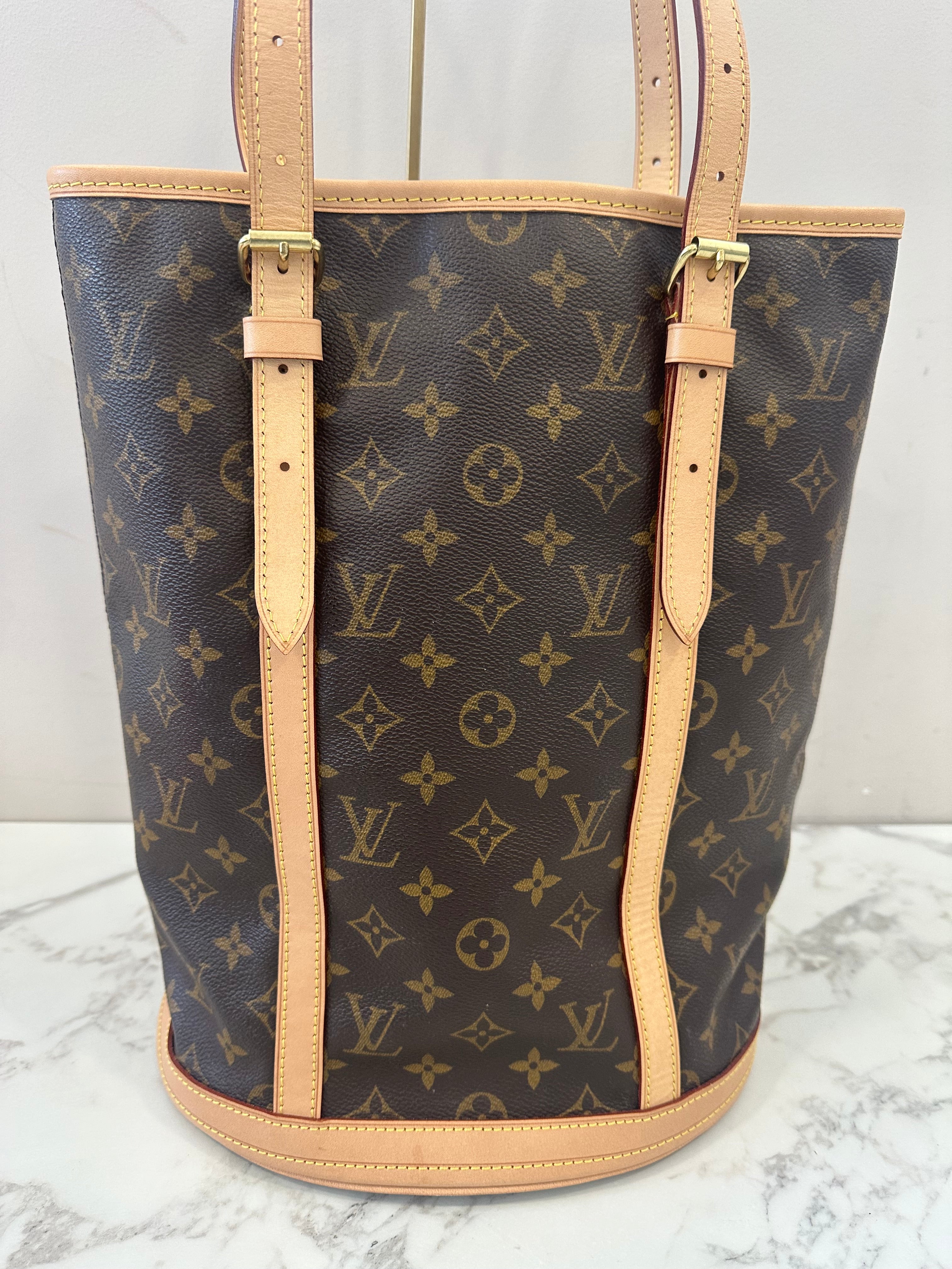 Louis Vuitton Bucket GM