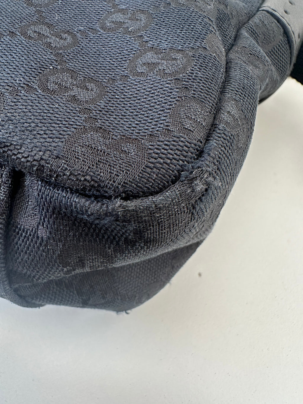 Gucci Messenger Black