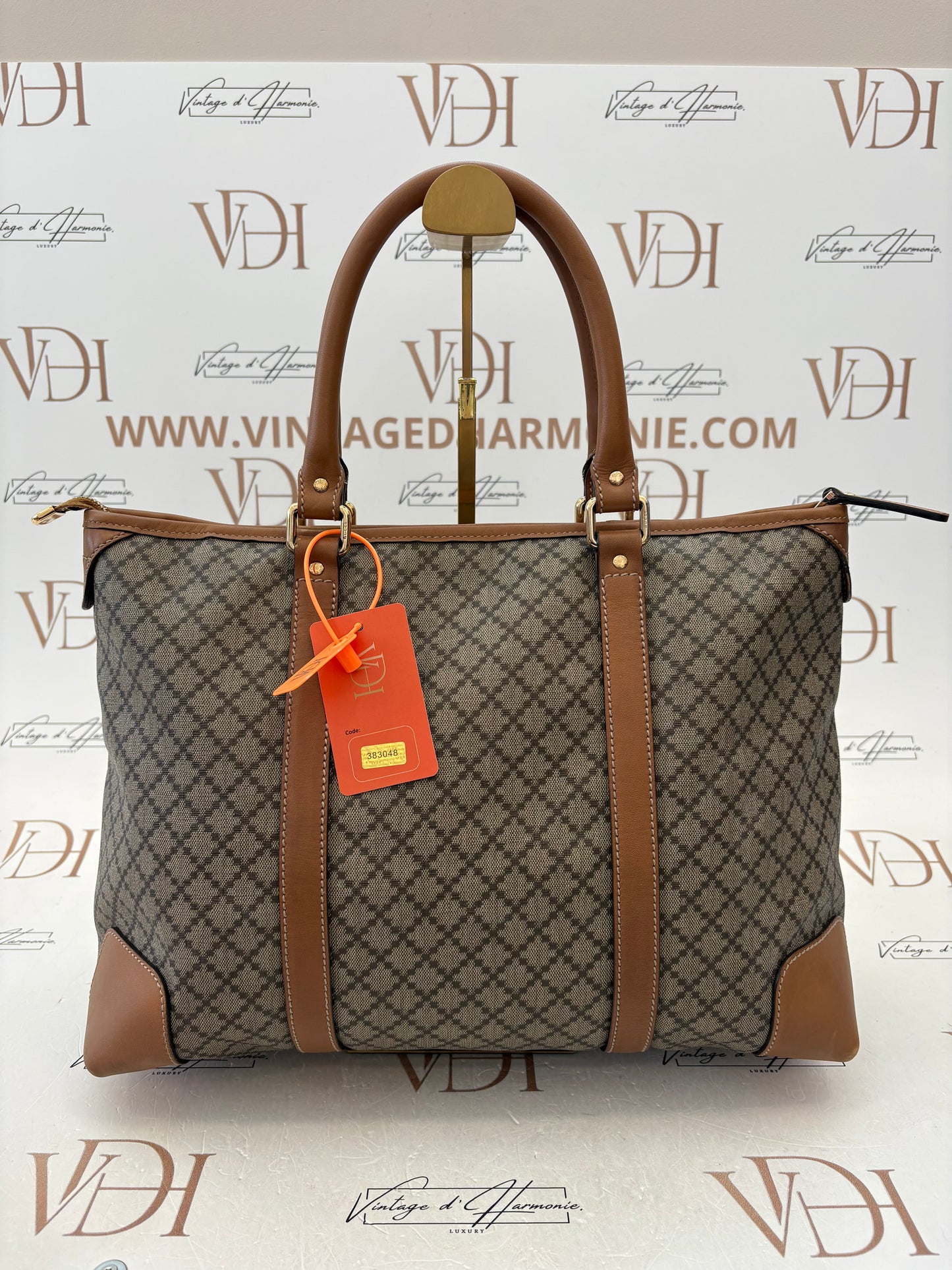 383048 - Gucci Brown