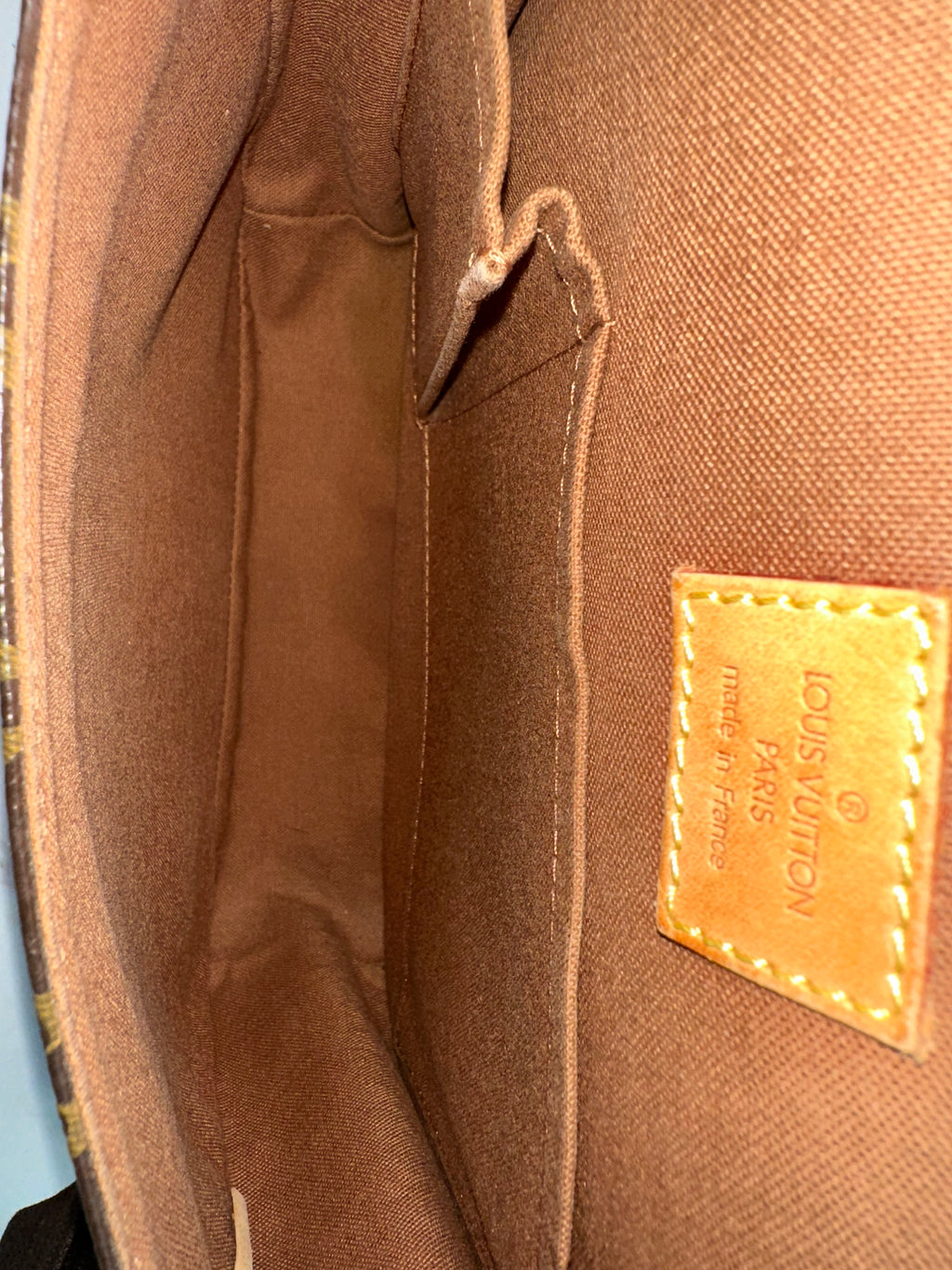 Louis Vuitton Messenger Bosphore