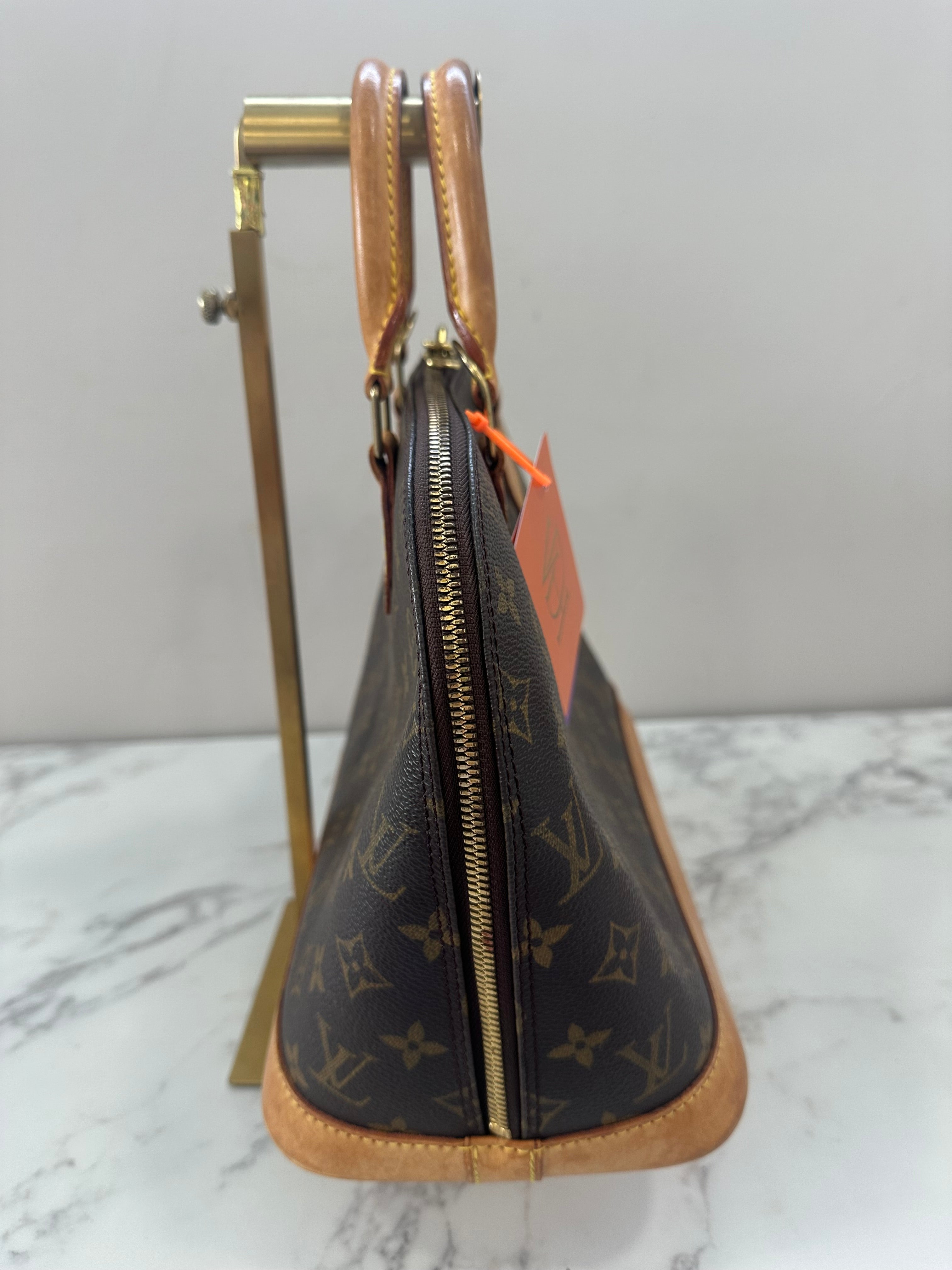 Louis Vuitton Alma