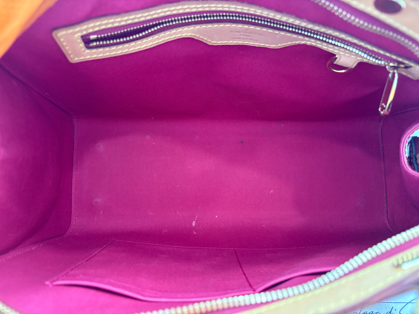 382700 - Louis Vuitton Brea