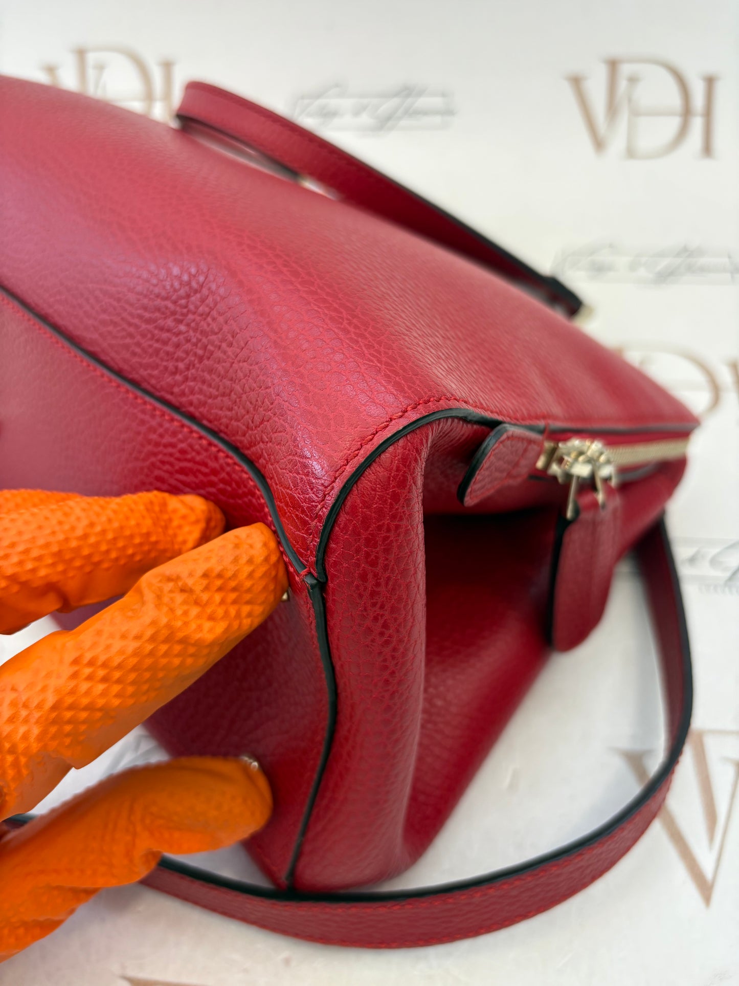 383895 - Gucci Red