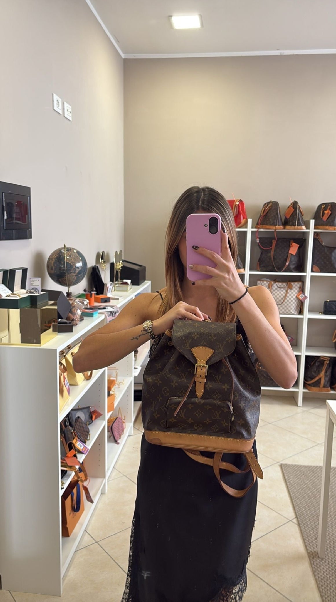 Louis Vuitton Montsouris MM