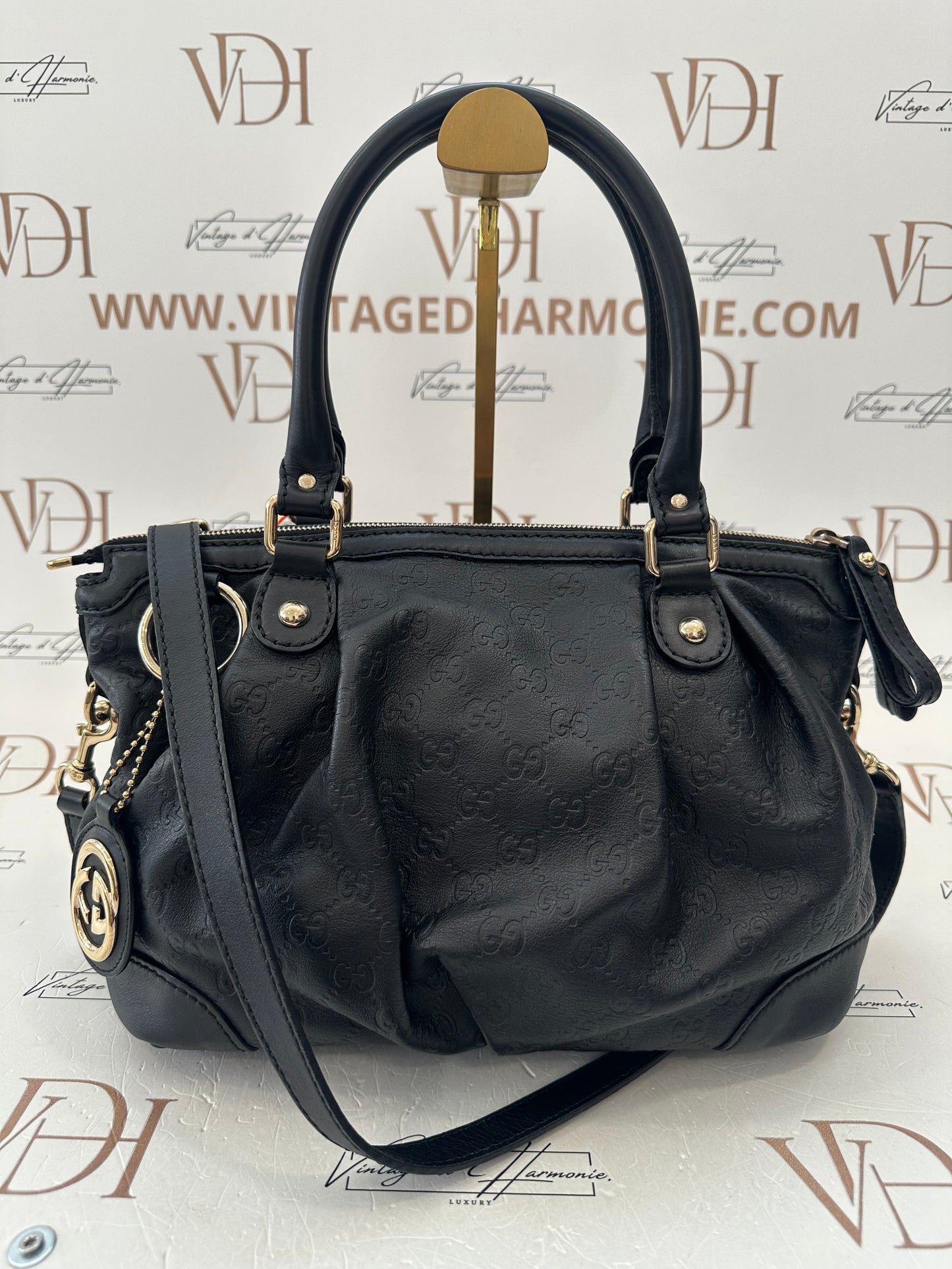 382556 - Gucci Sukey
