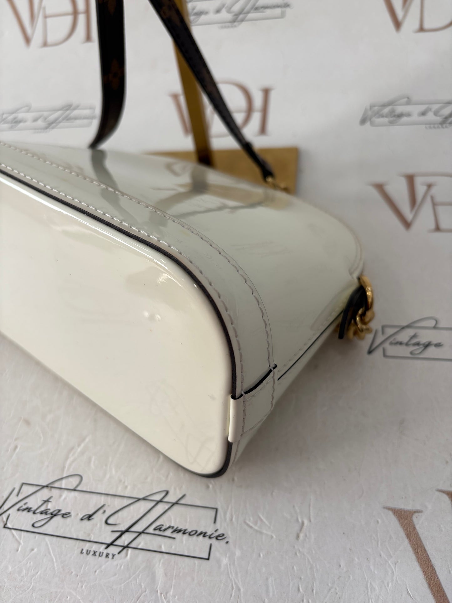 384014 - Louis Vuitton Alma BB