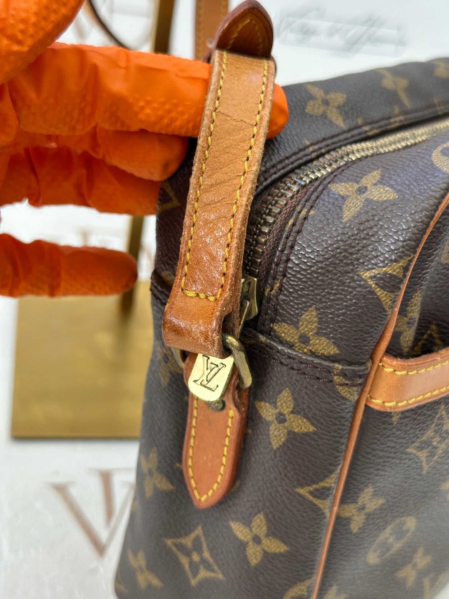 018124 -Louis Vuitton Trocadero 30