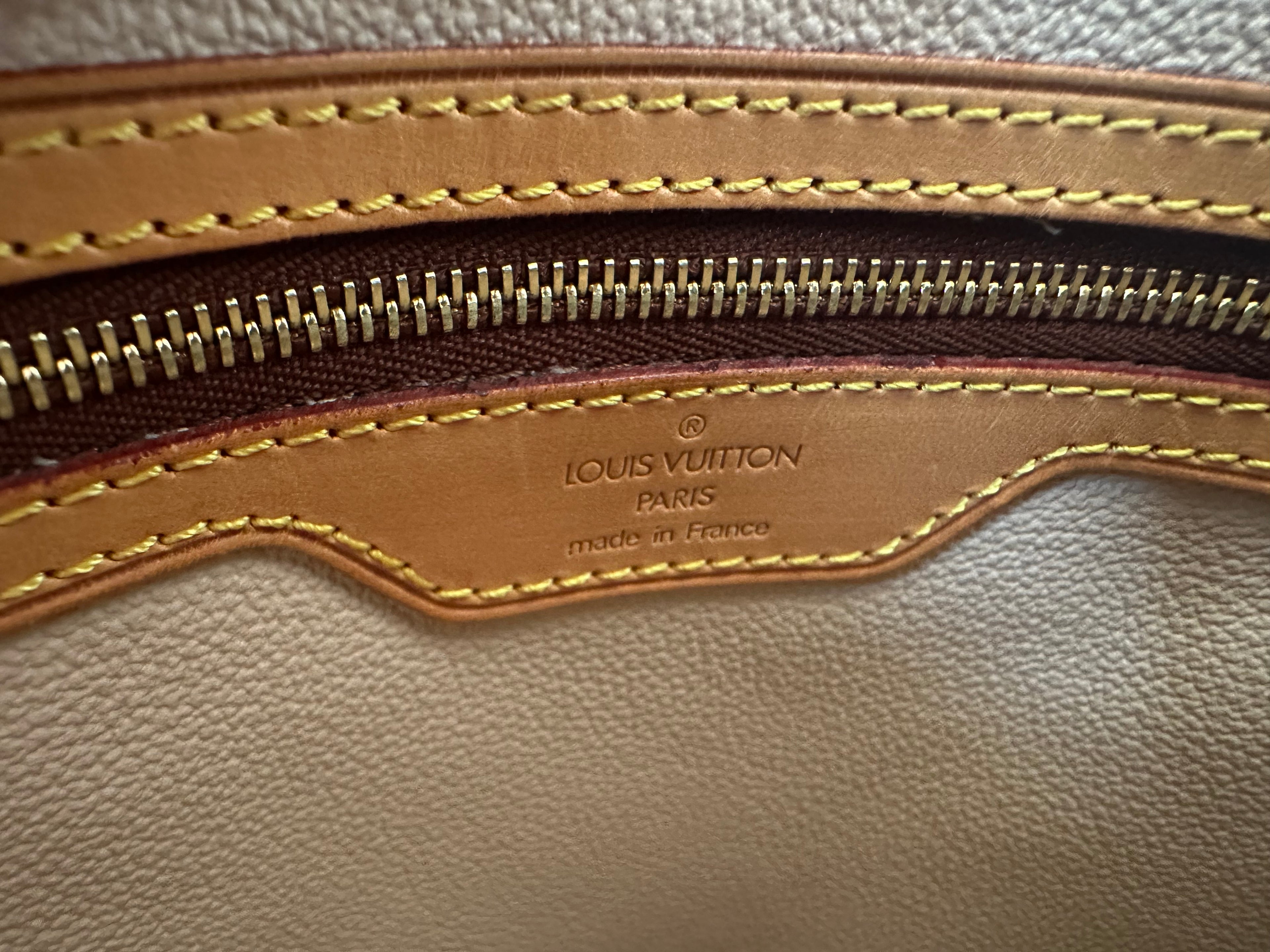 Louis Vuitton Bucket GM