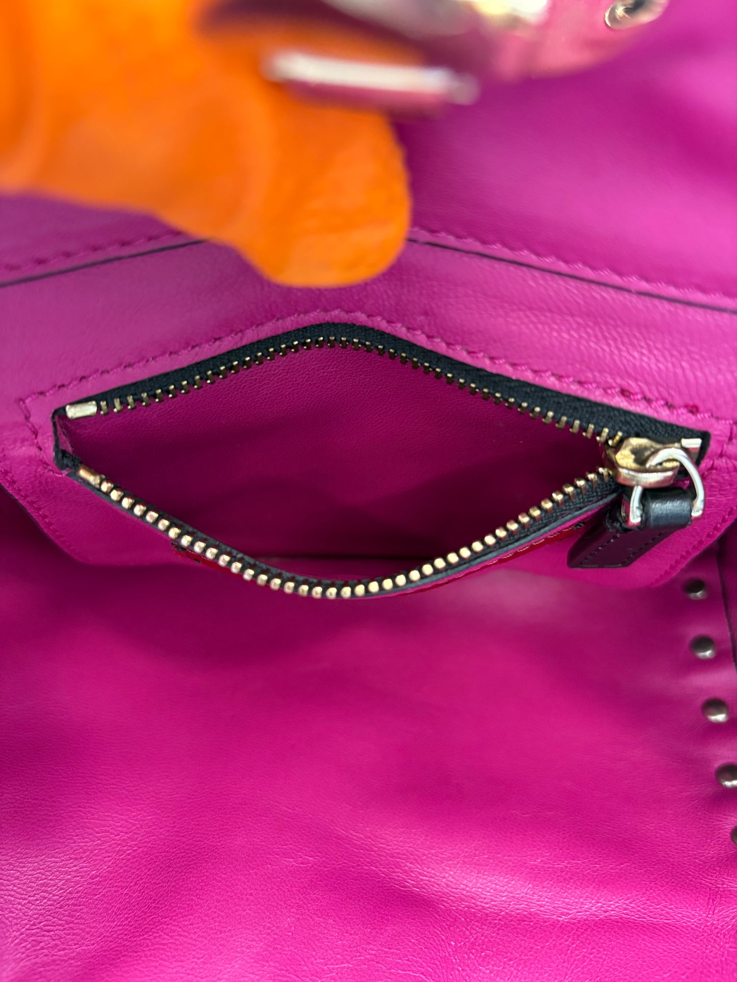 201414 - Valentino Rockstud