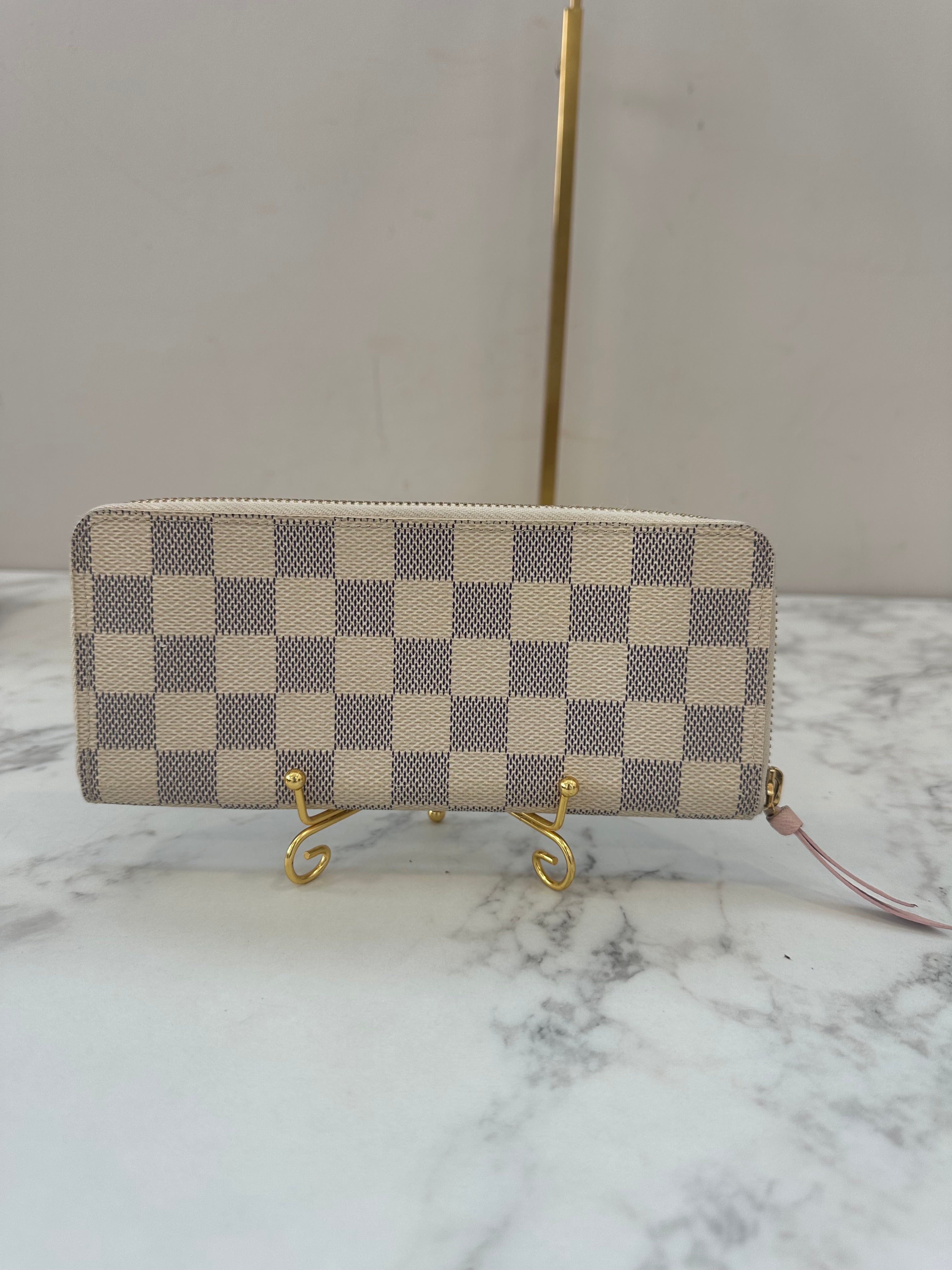 Louis Vuitton Azur Portefeuille Clemence Zippy Wallet