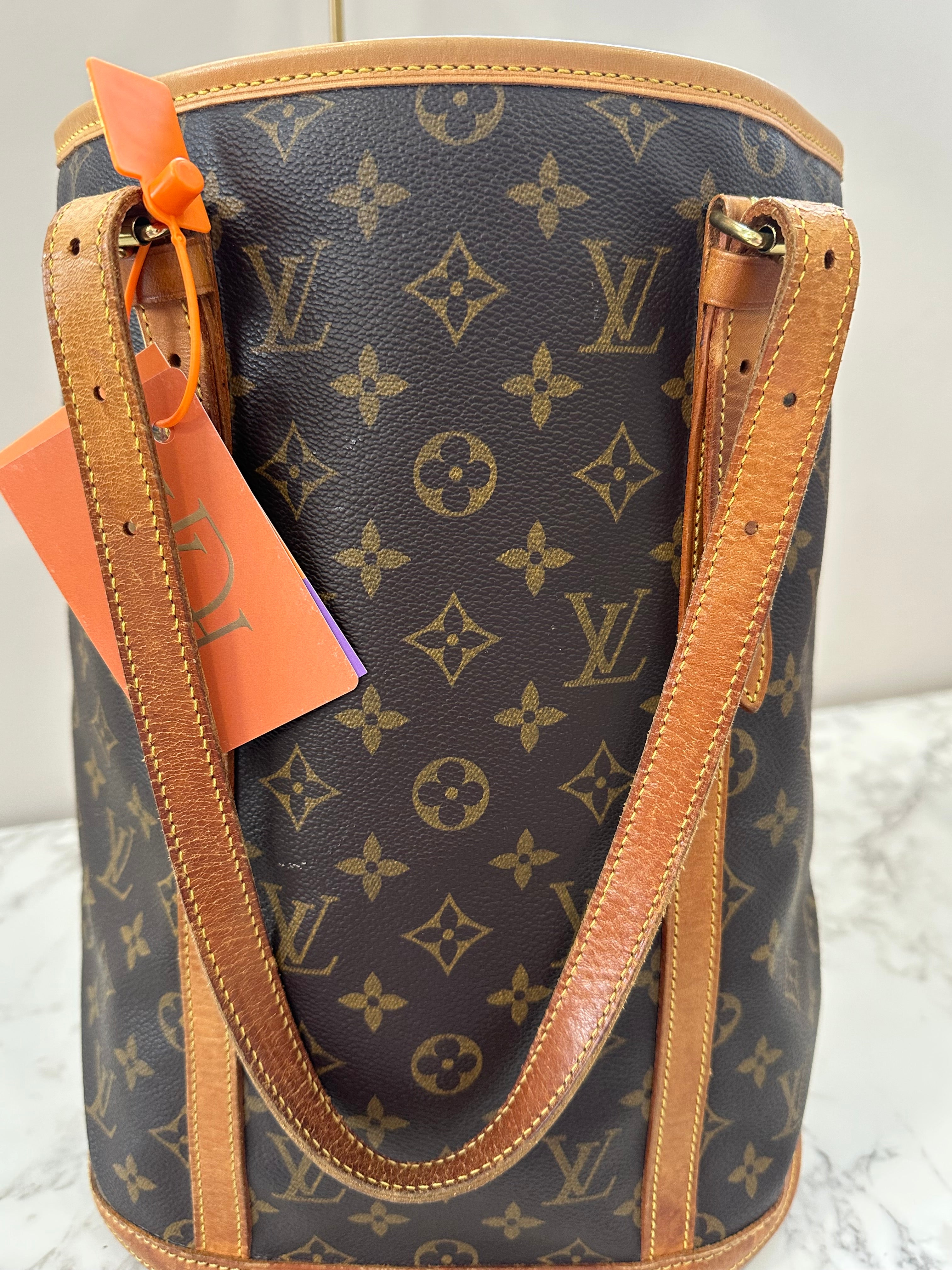 Louis Vuitton Bucket GM