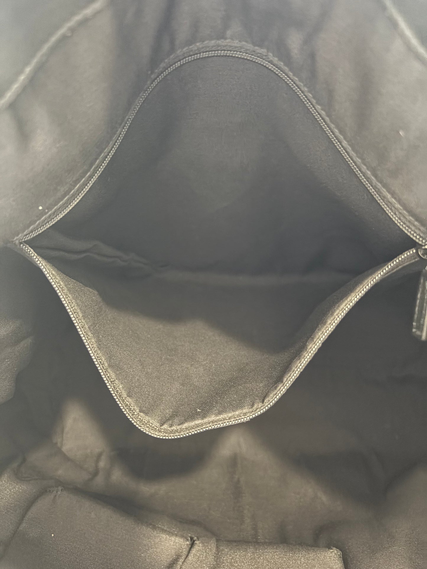 384289 - Gucci Black