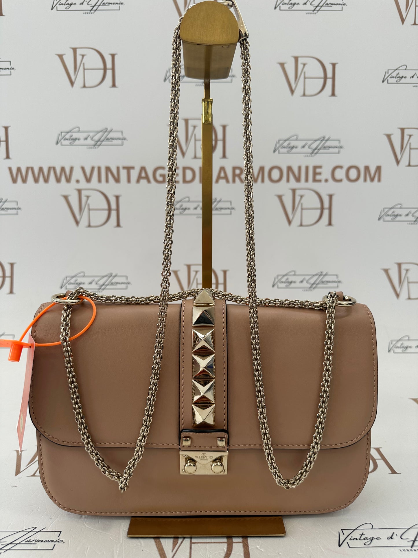 382487 - Valentino Glam Lock