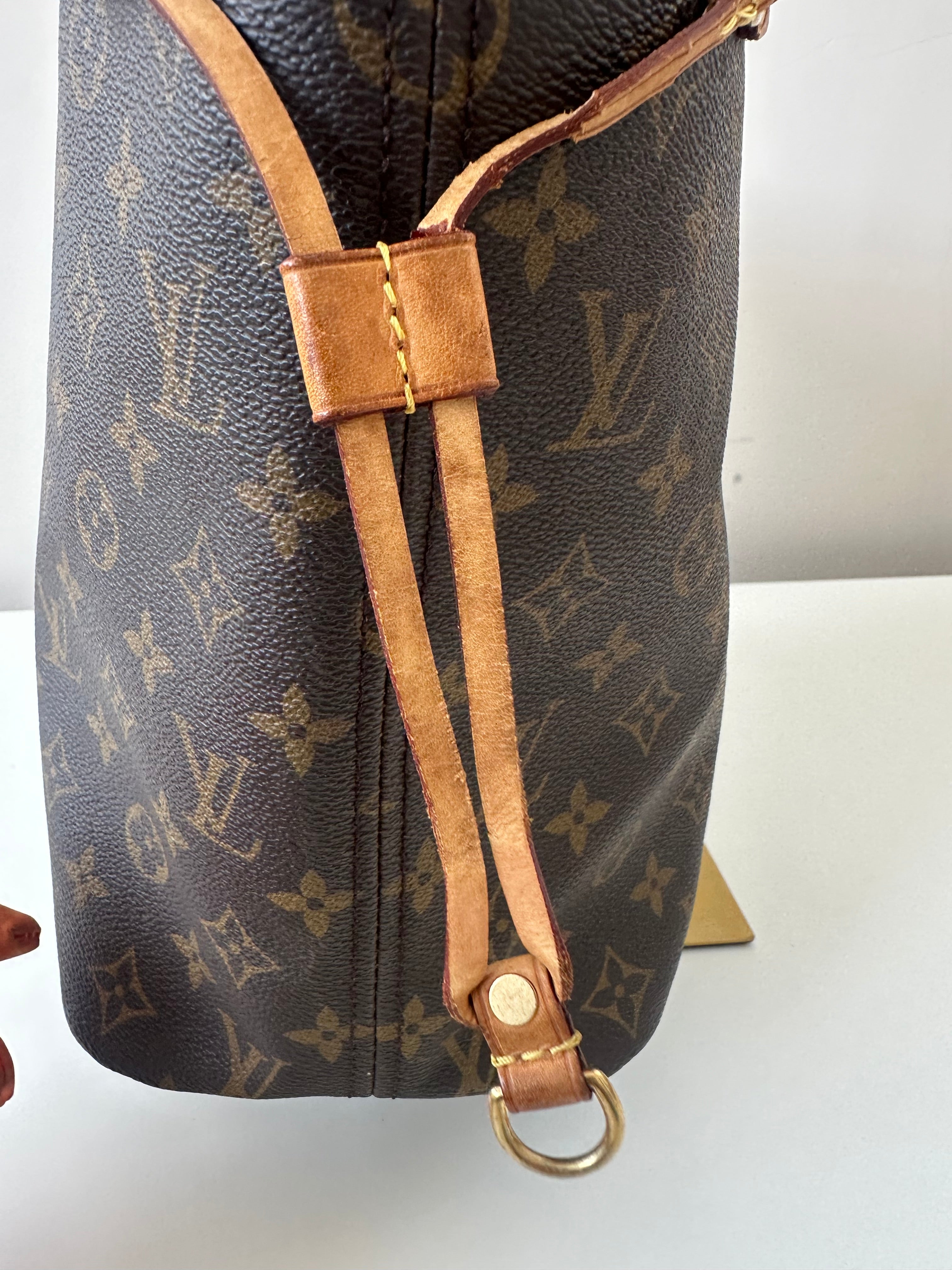Louis Vuitton Neverfull MM