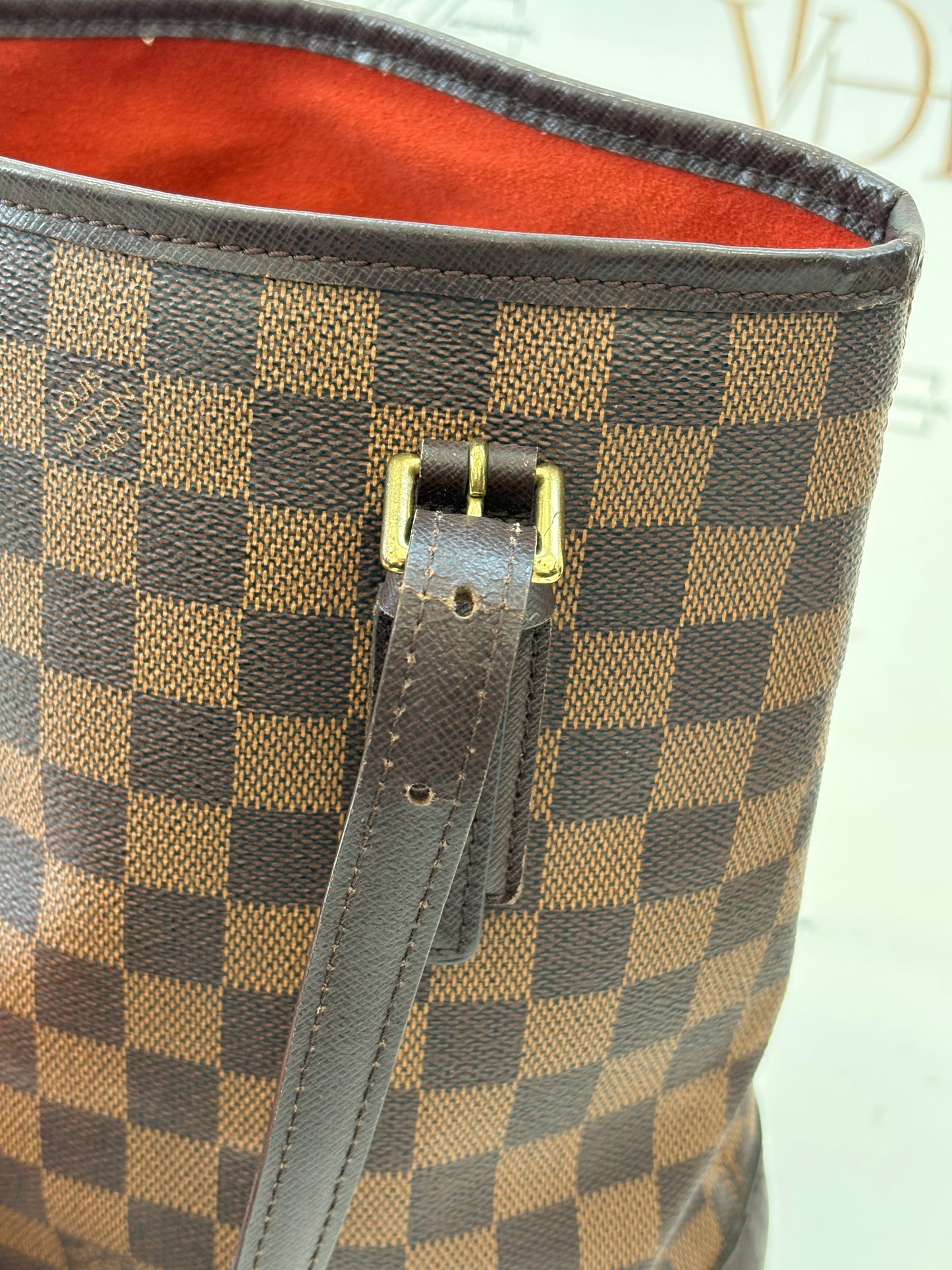 018058 - Louis Vuitton Marais