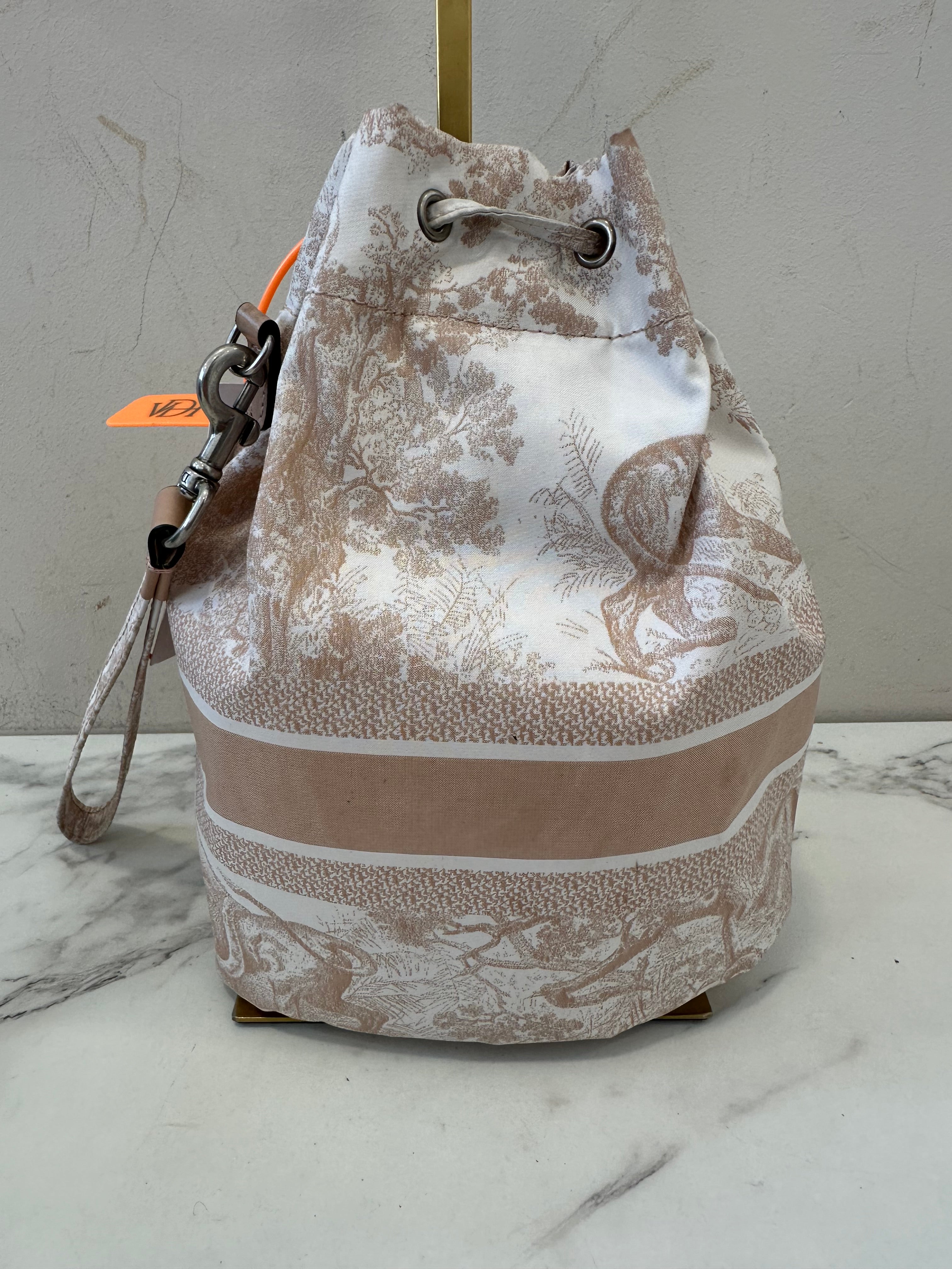 Dior Bucket Pochette