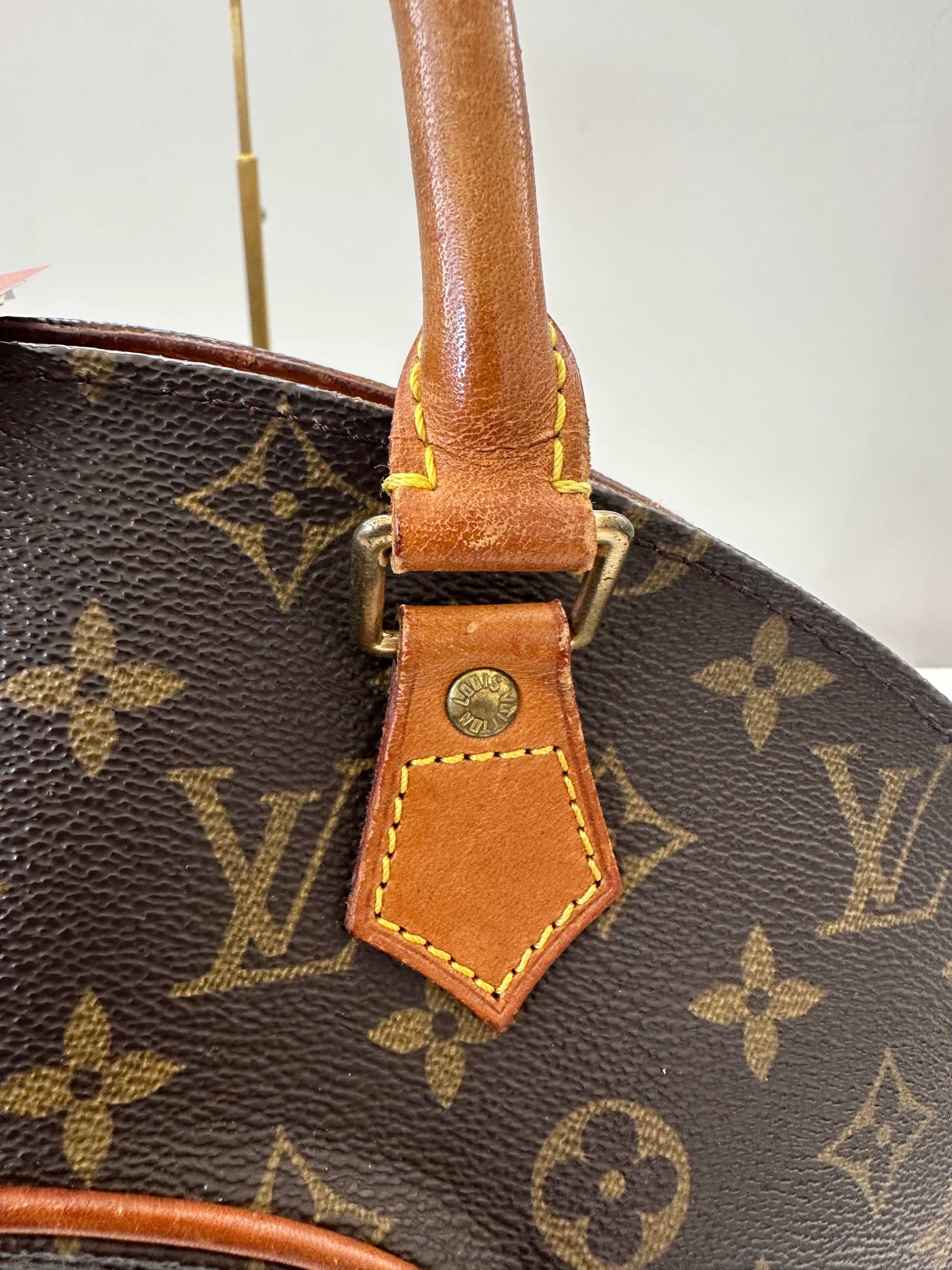 Louis Vuitton Ellipse MM