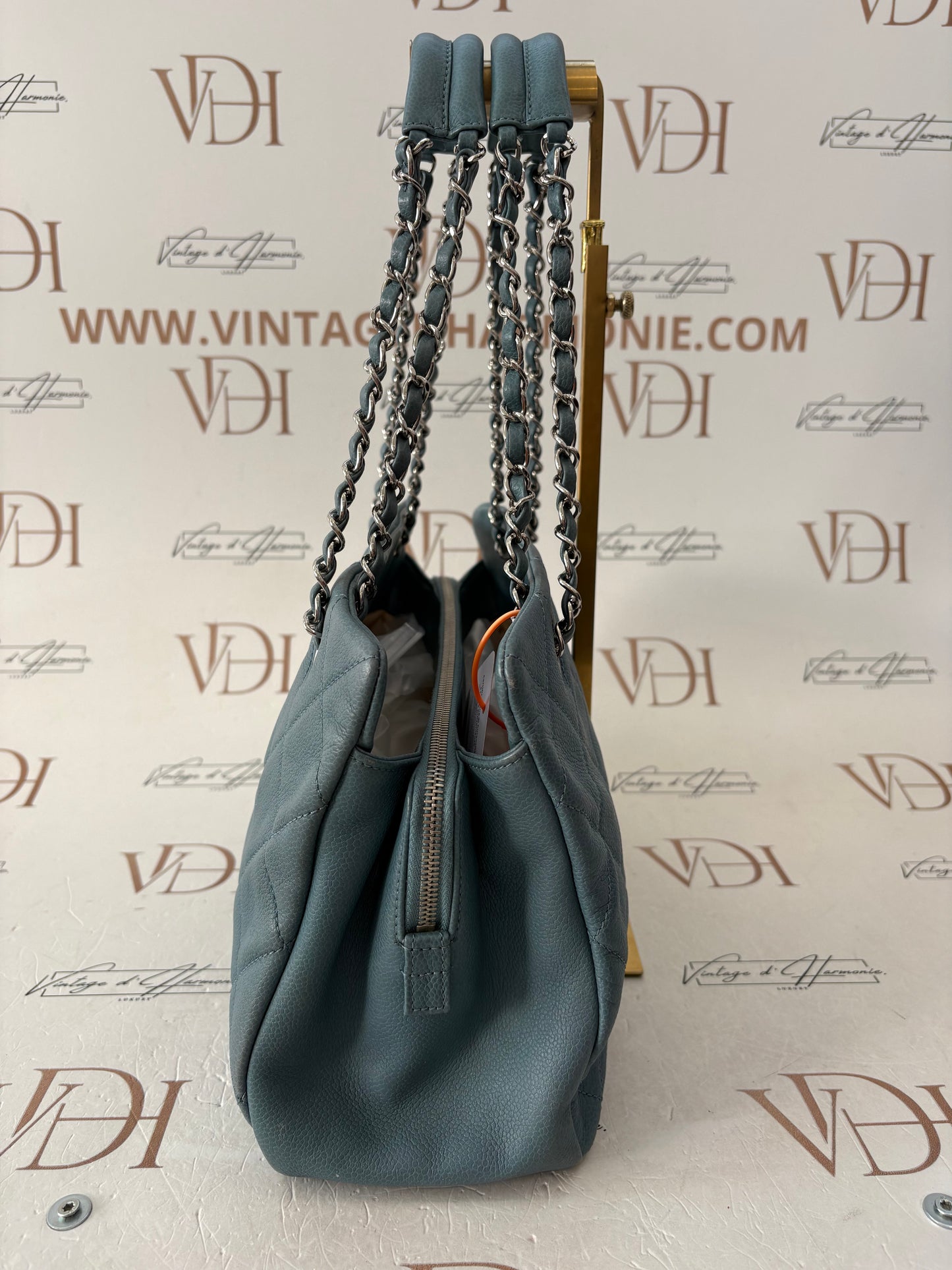 383525 - Chanel Blue