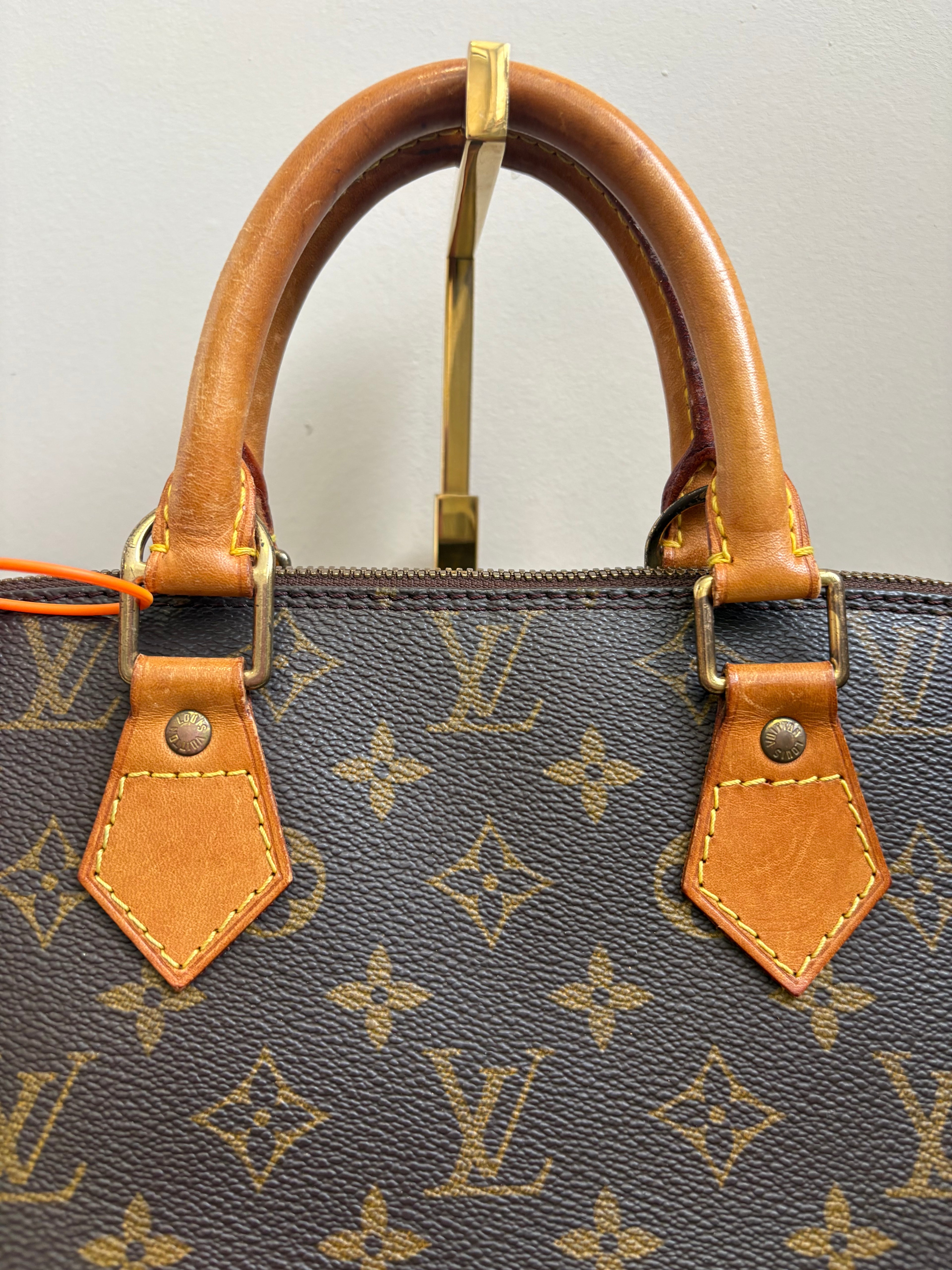 Louis Vuitton Alma