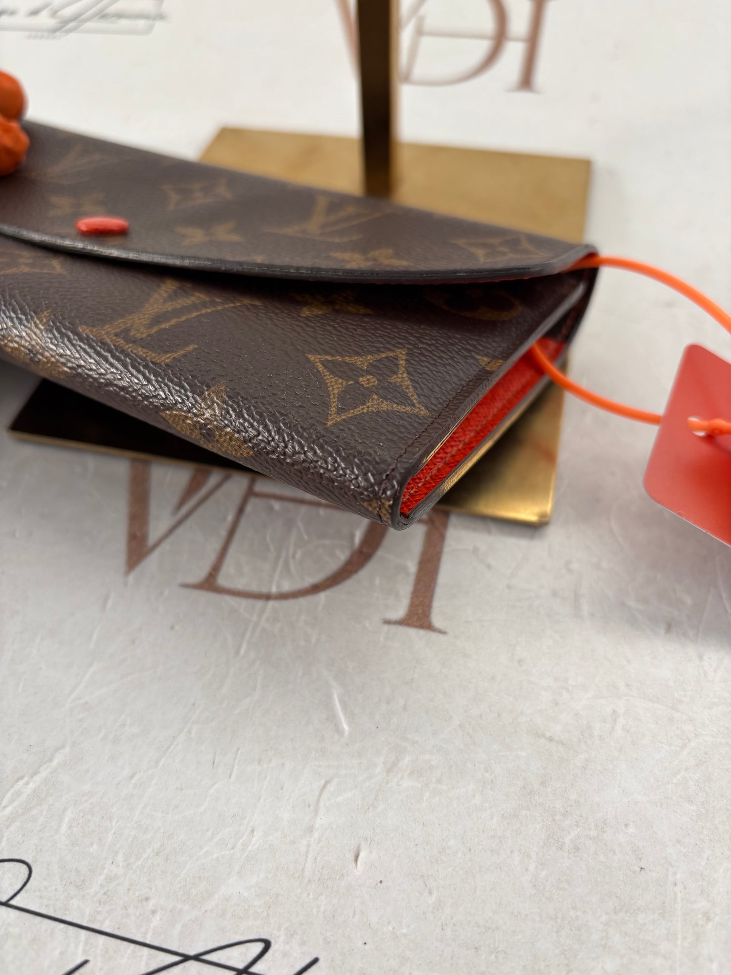 383599 - Louis Vuitton Emilie
