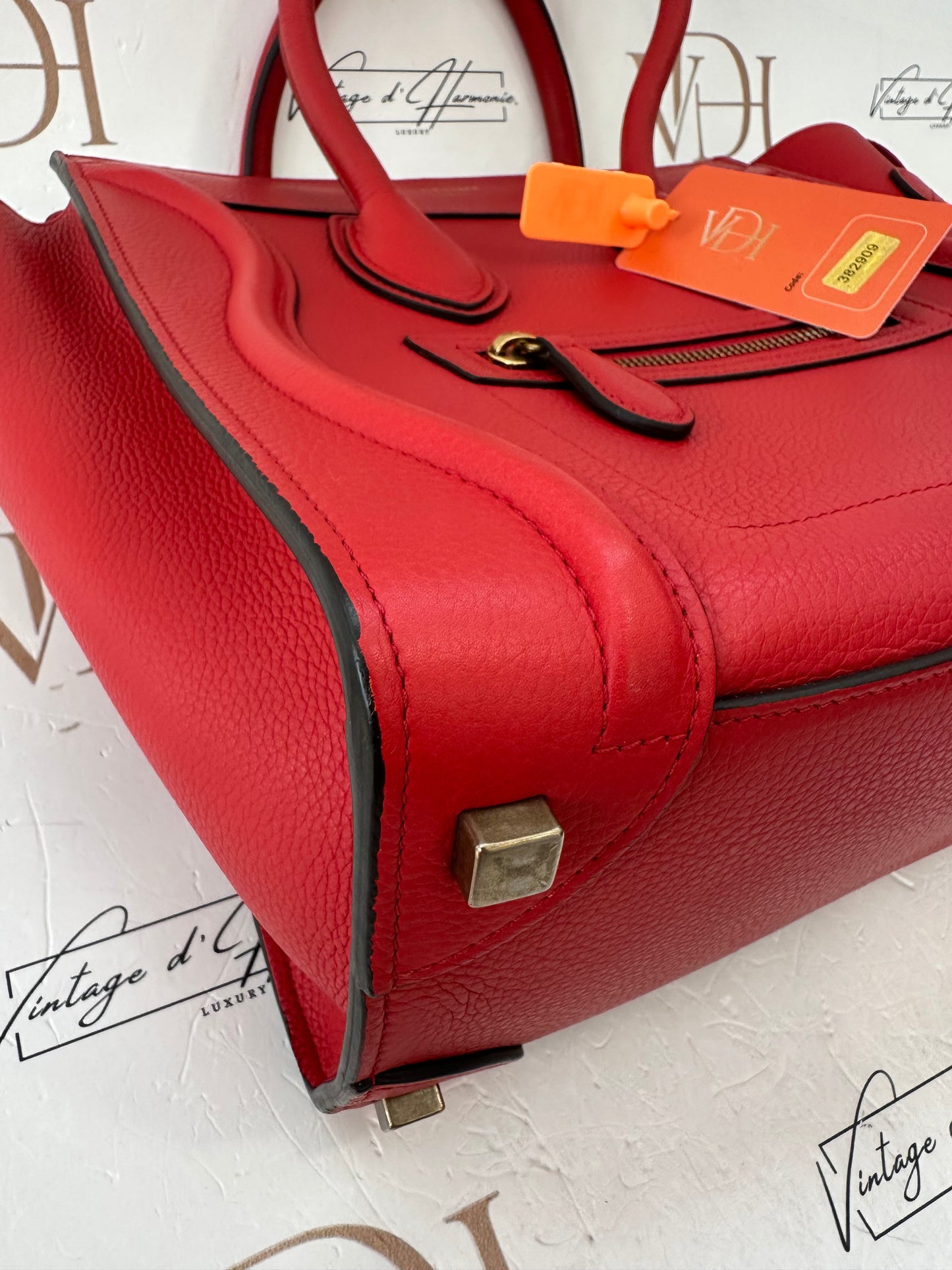 382909 - Celine Luggage Red