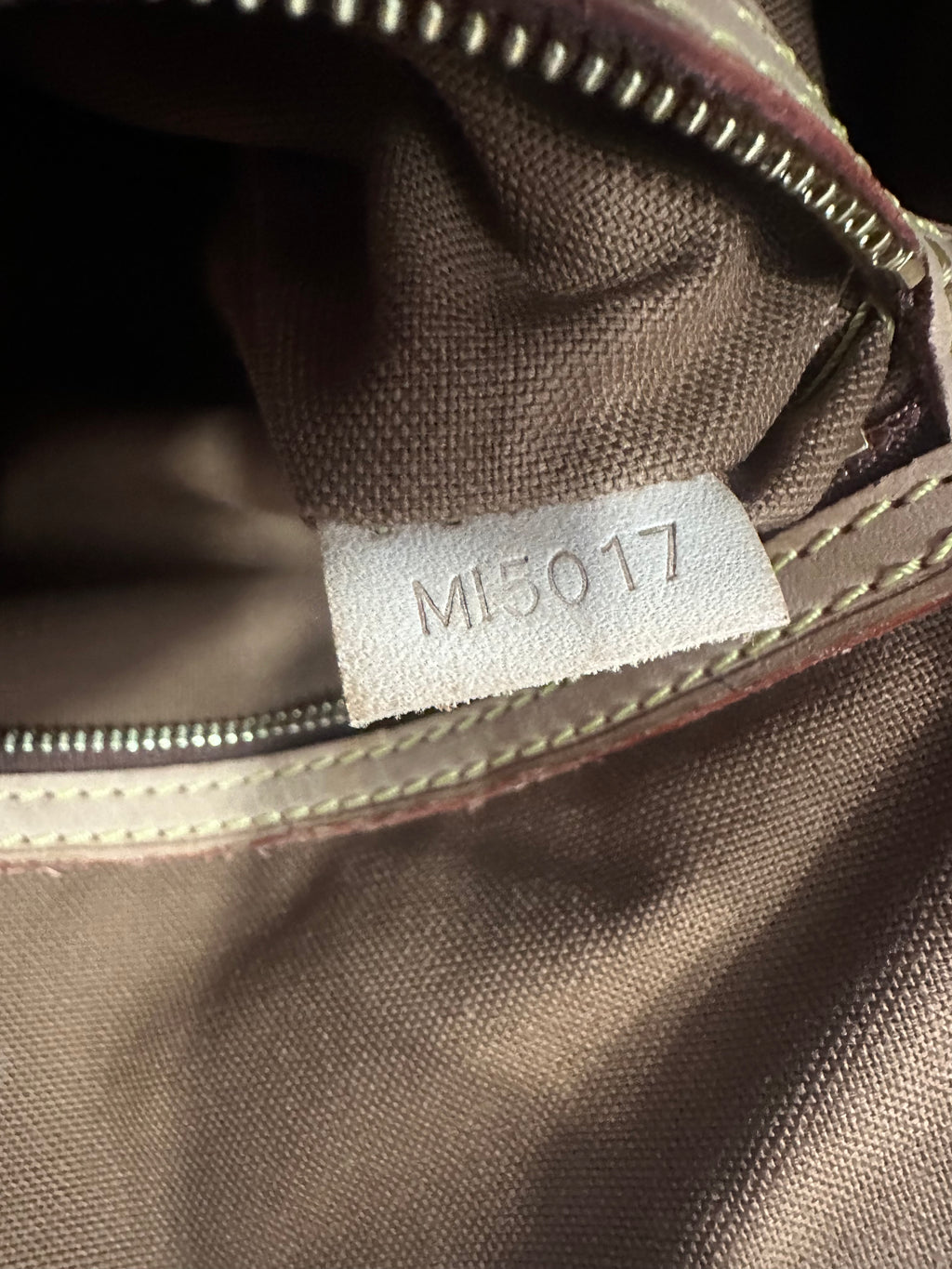 Louis Vuitton Batignolles