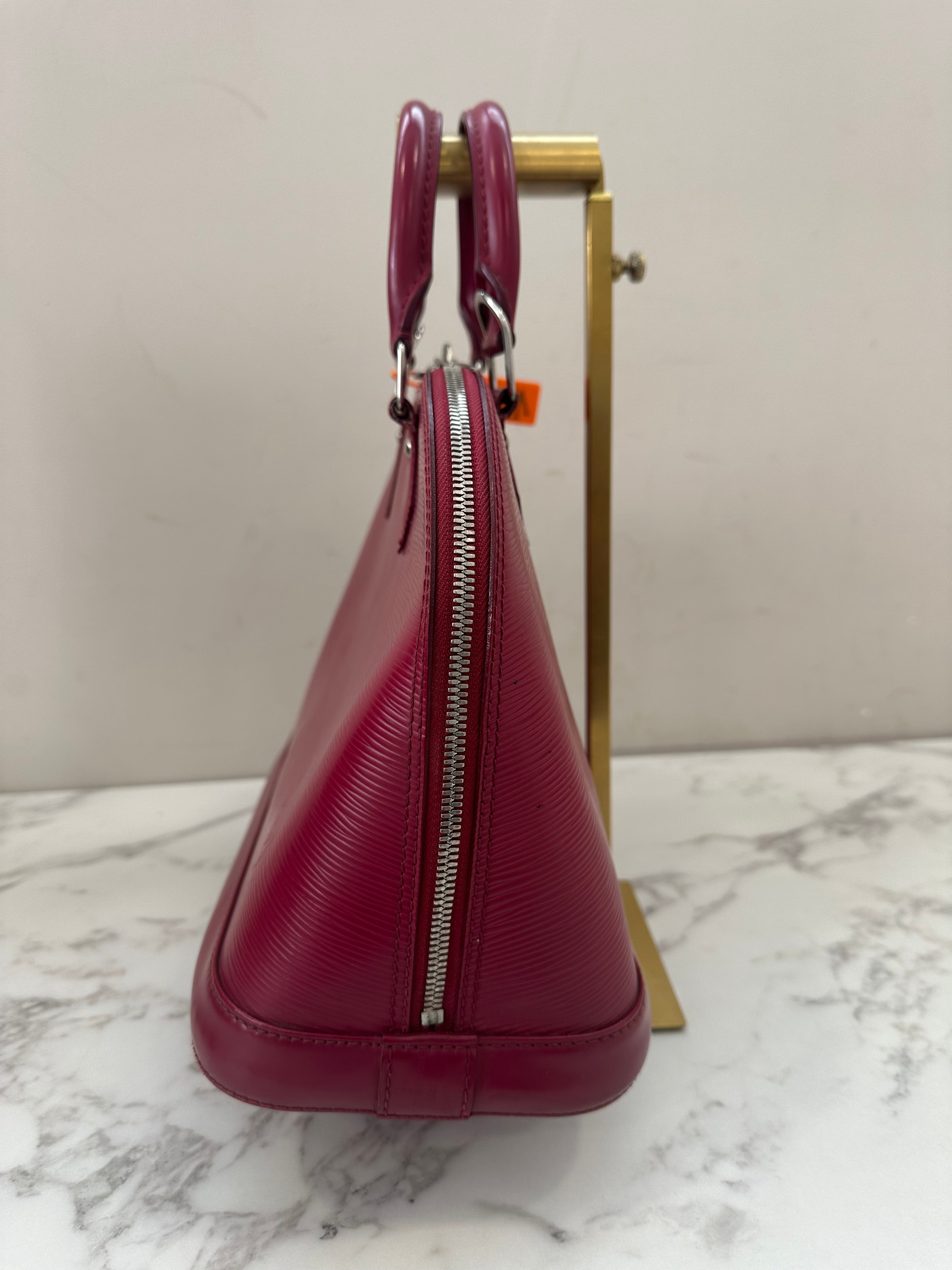 Louis Vuitton Alm PM Epi Cherry